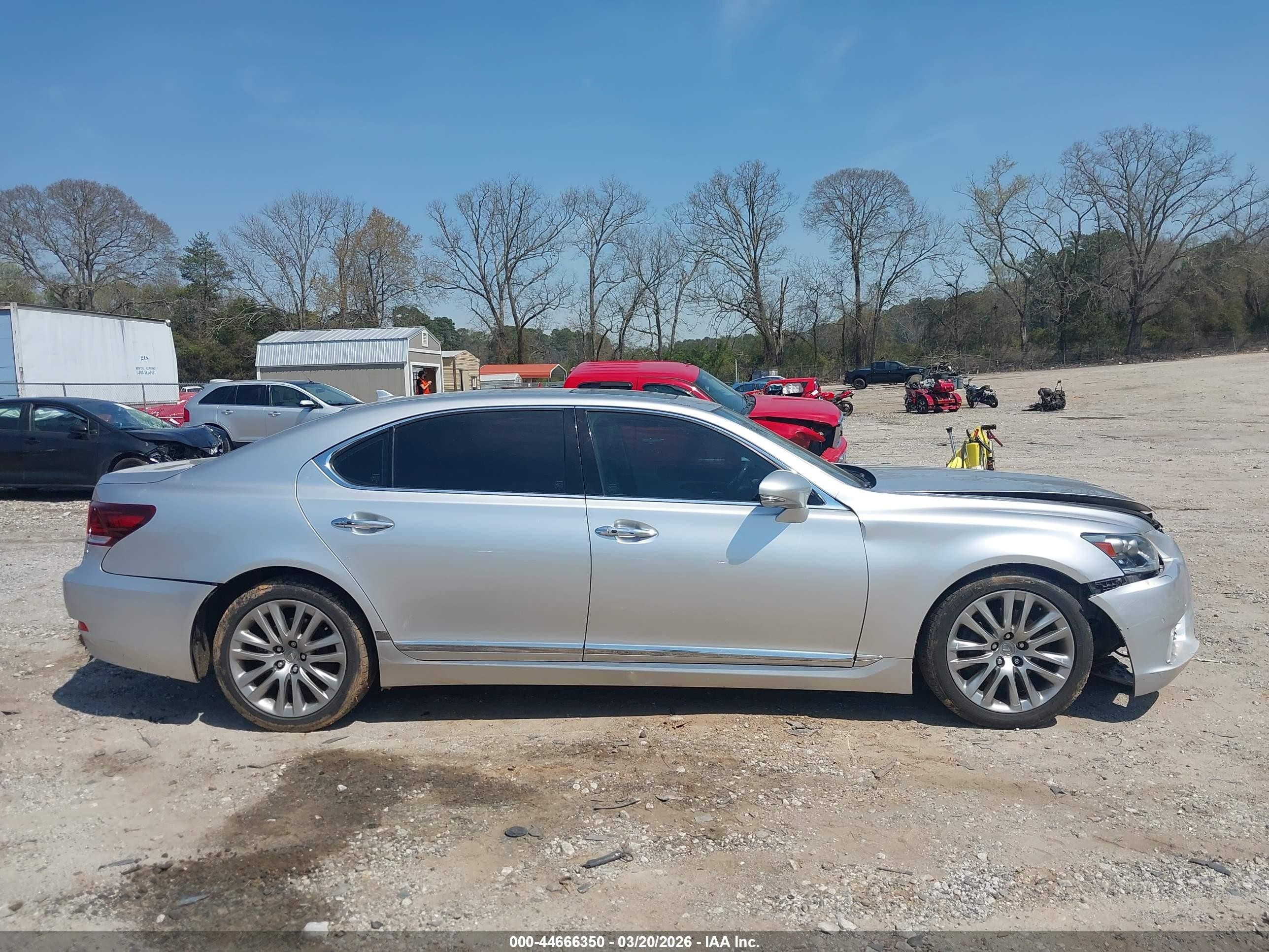 2013 Lexus Ls 460 L Silver vin: JTHGL5EF7D5048392
