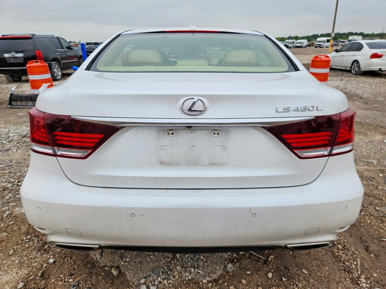 2017 Lexus Ls 460l White vin: JTHGL5EF8H5057950