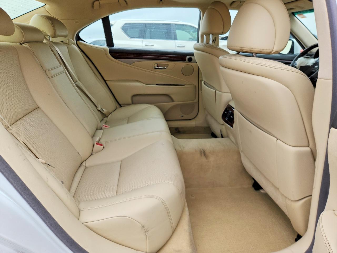 2017 Lexus Ls 460l White vin: JTHGL5EF8H5057950