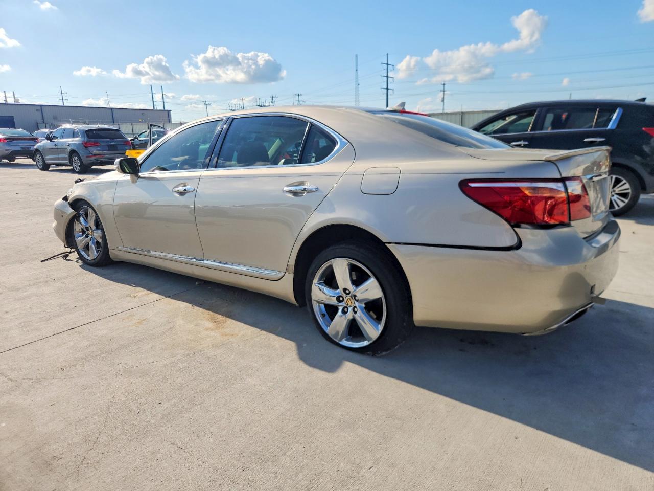 2012 Lexus Ls 460l Gold vin: JTHGL5EF9C5046576