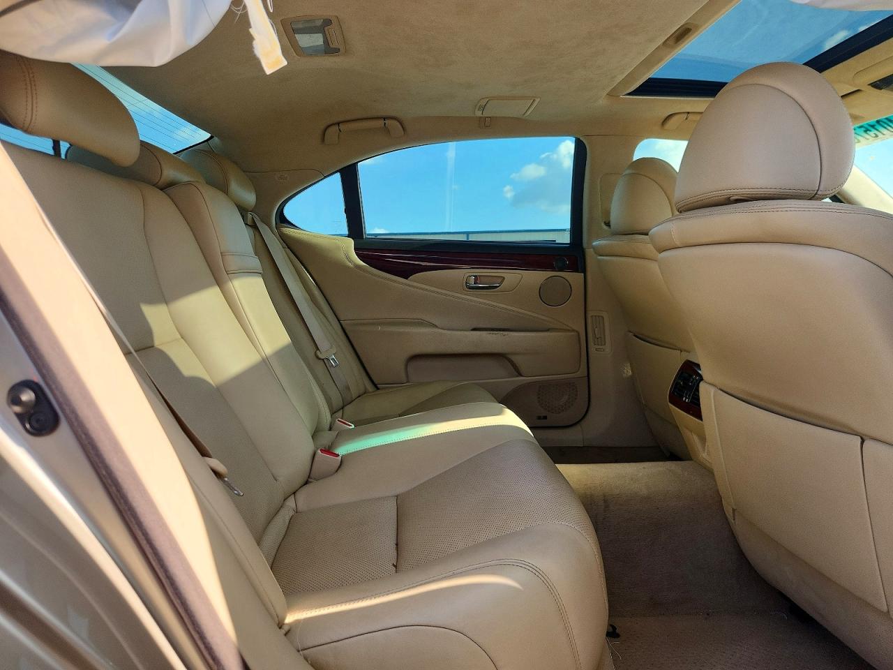 2012 Lexus Ls 460l Gold vin: JTHGL5EF9C5046576