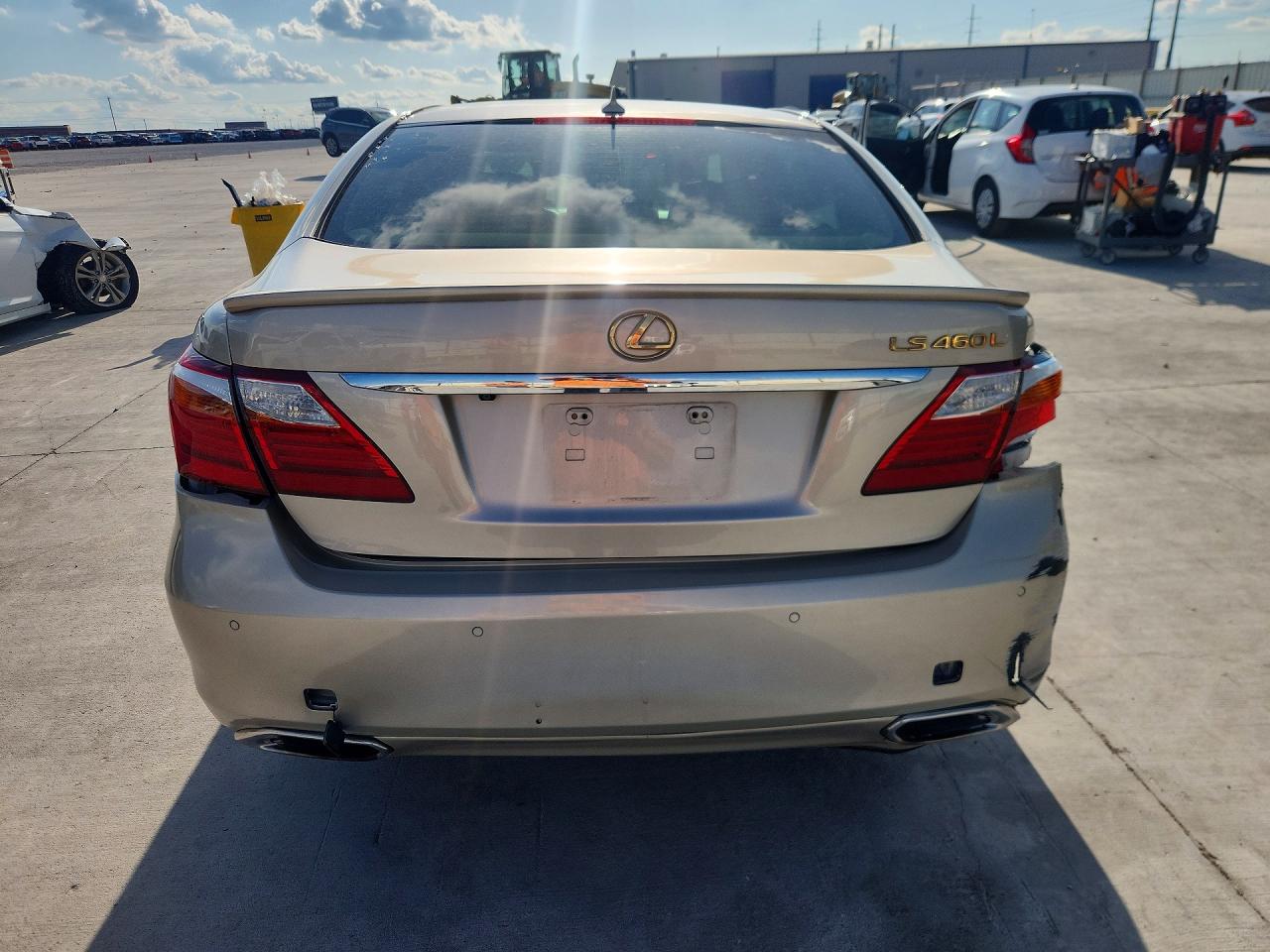 2012 Lexus Ls 460l Gold vin: JTHGL5EF9C5046576