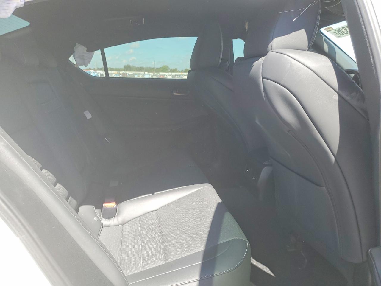 2021 Lexus Is 350 F Sport White vin: JTHGZ1B21M5046128