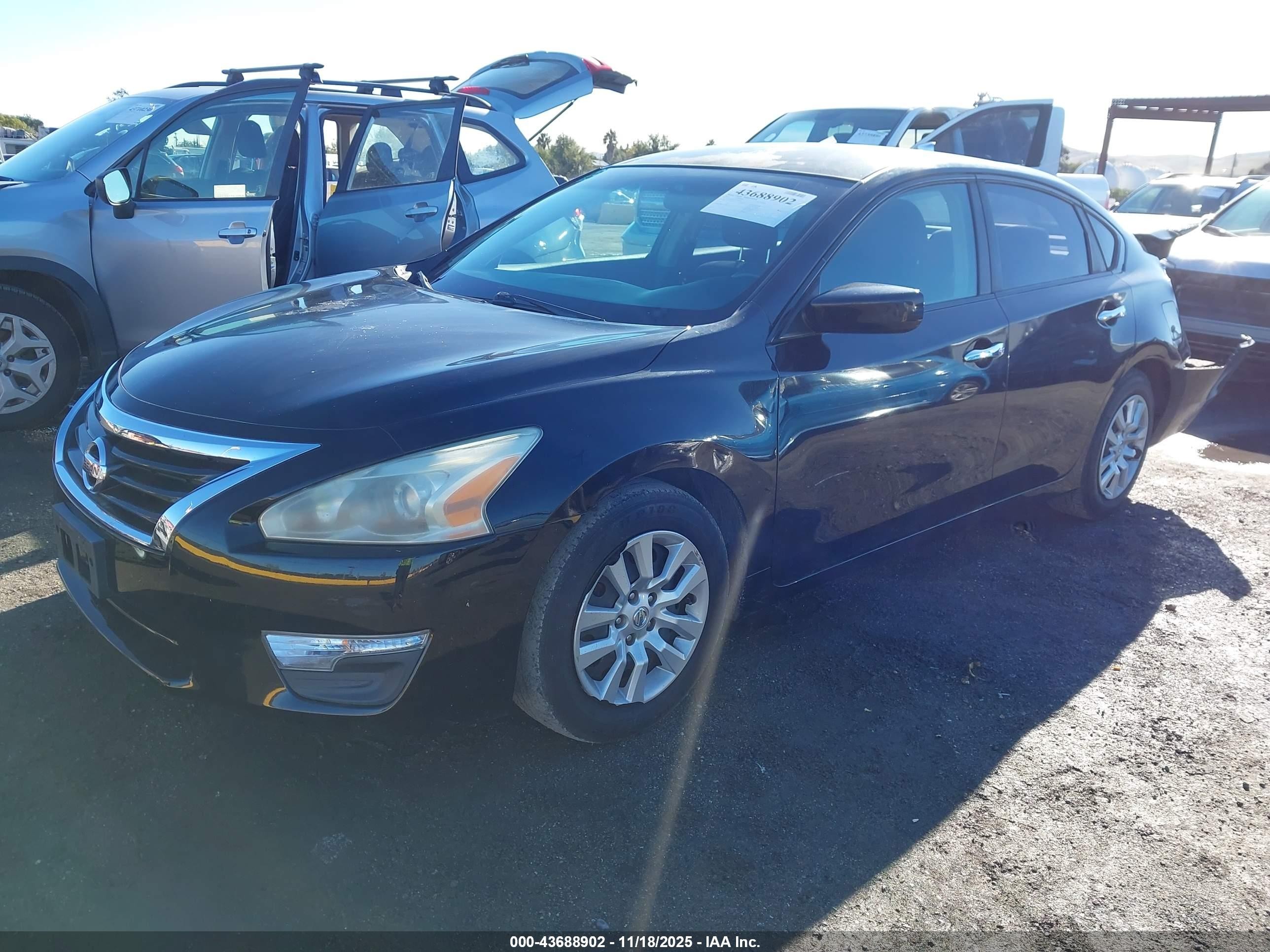 2013 Nissan Altima 2.5 S Black vin: 1N4AL3AP0DC232374