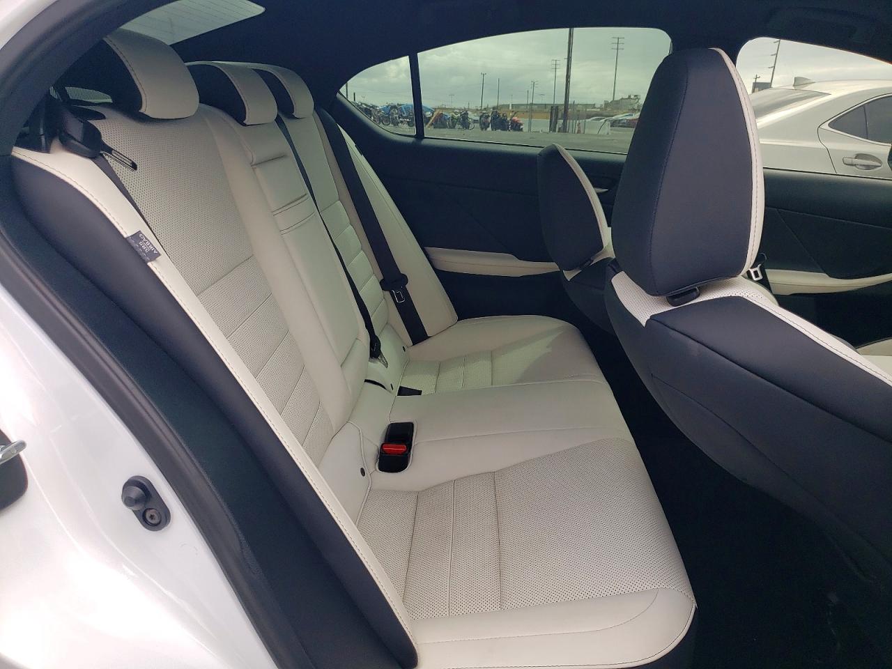 2021 Lexus Is 350 F Sport White vin: JTHGZ1E26M5021141