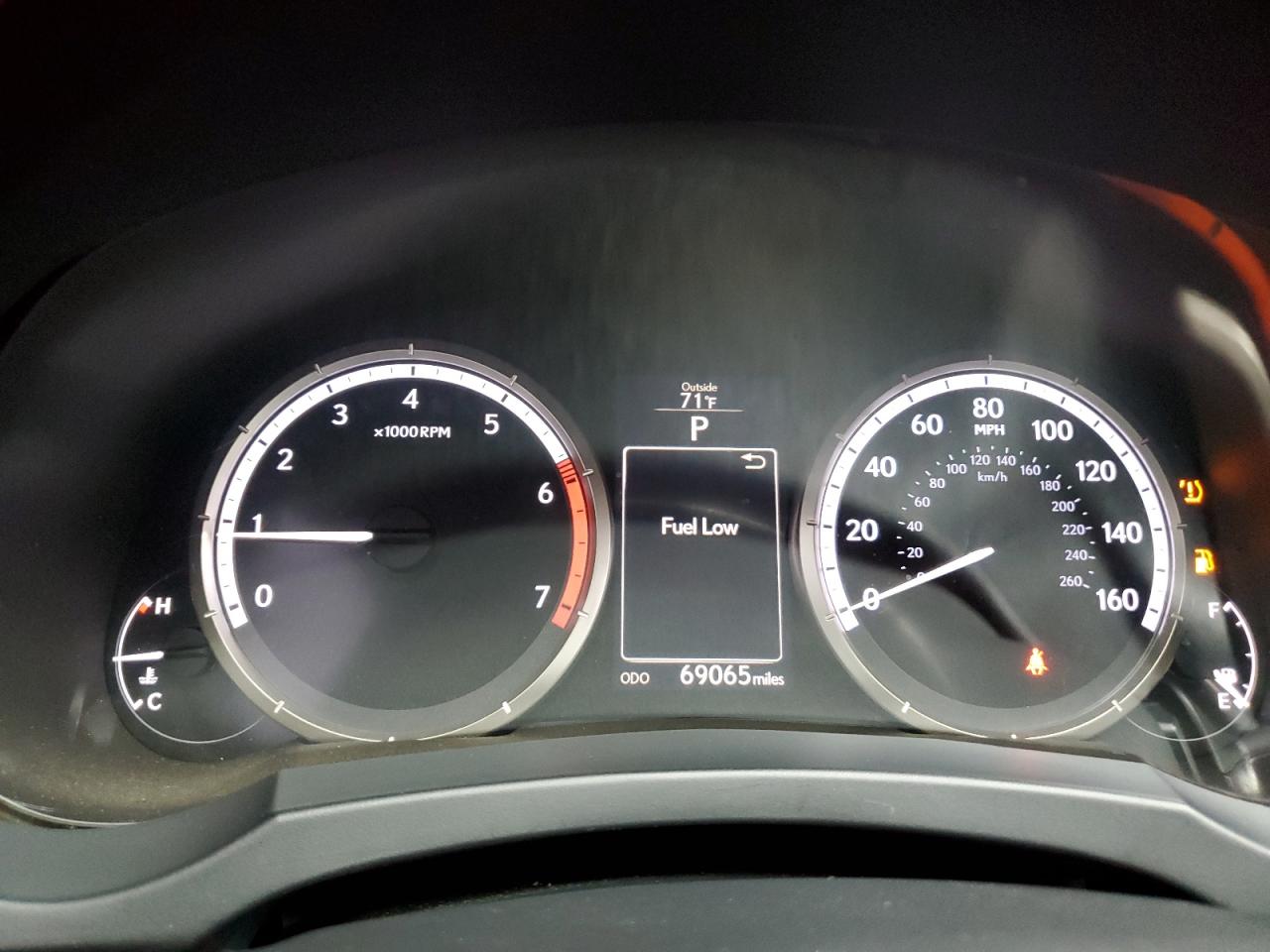 2017 Lexus Rc 200t Белый vin: JTHHA5BC4H5007549