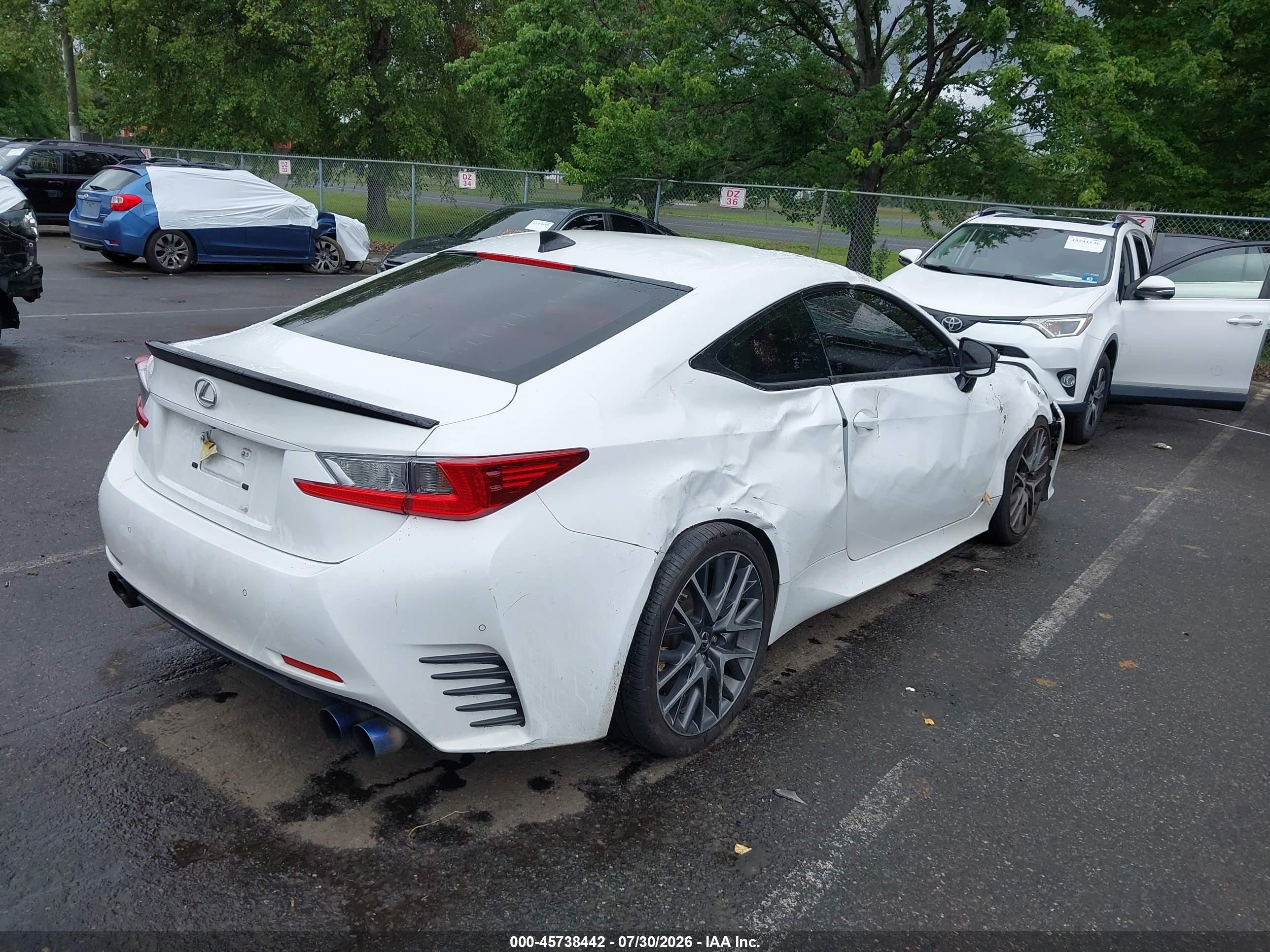 2016 Lexus Rc 200t   White vin: JTHHA5BC7G5001338