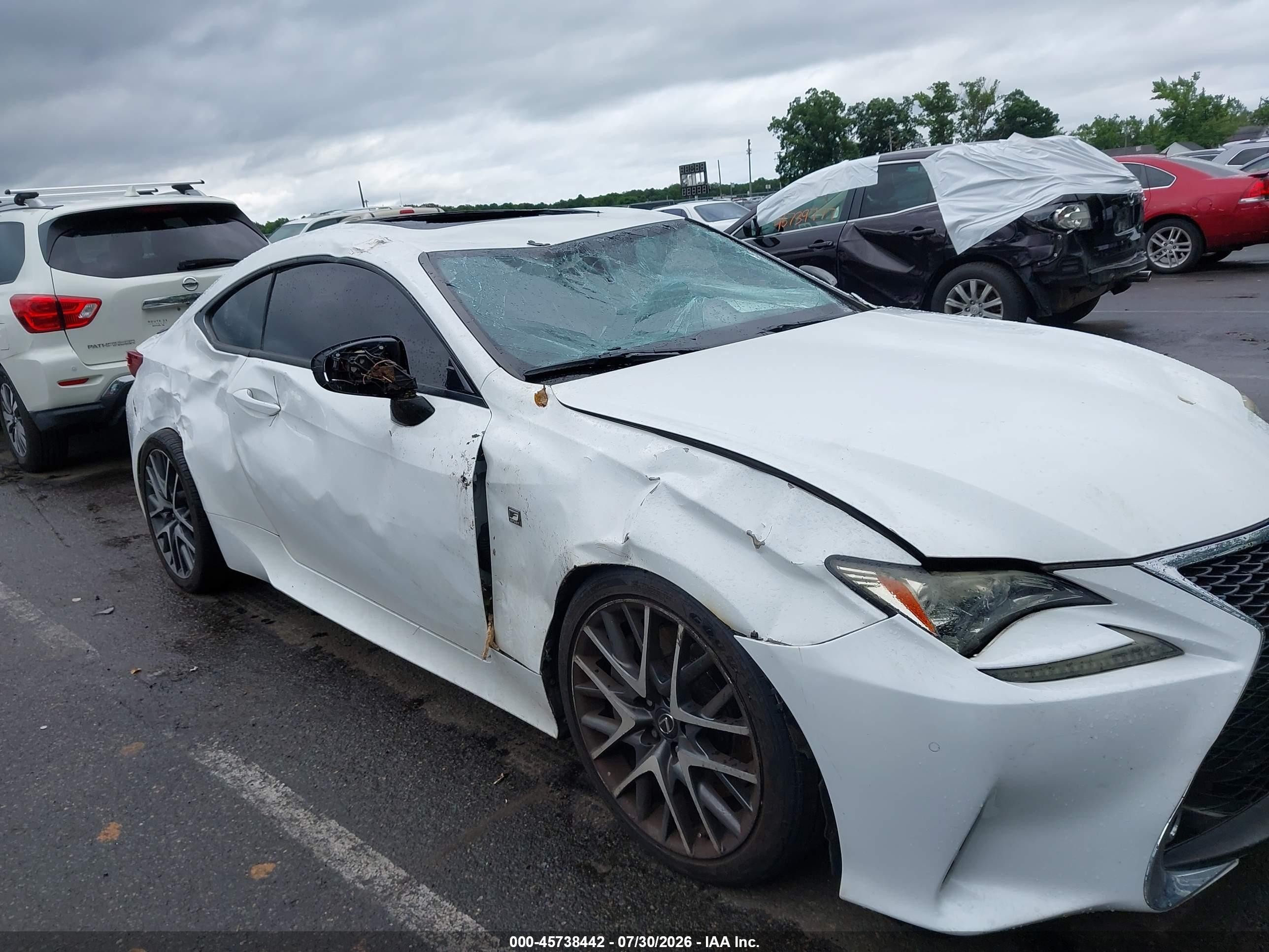 2016 Lexus Rc 200t   White vin: JTHHA5BC7G5001338