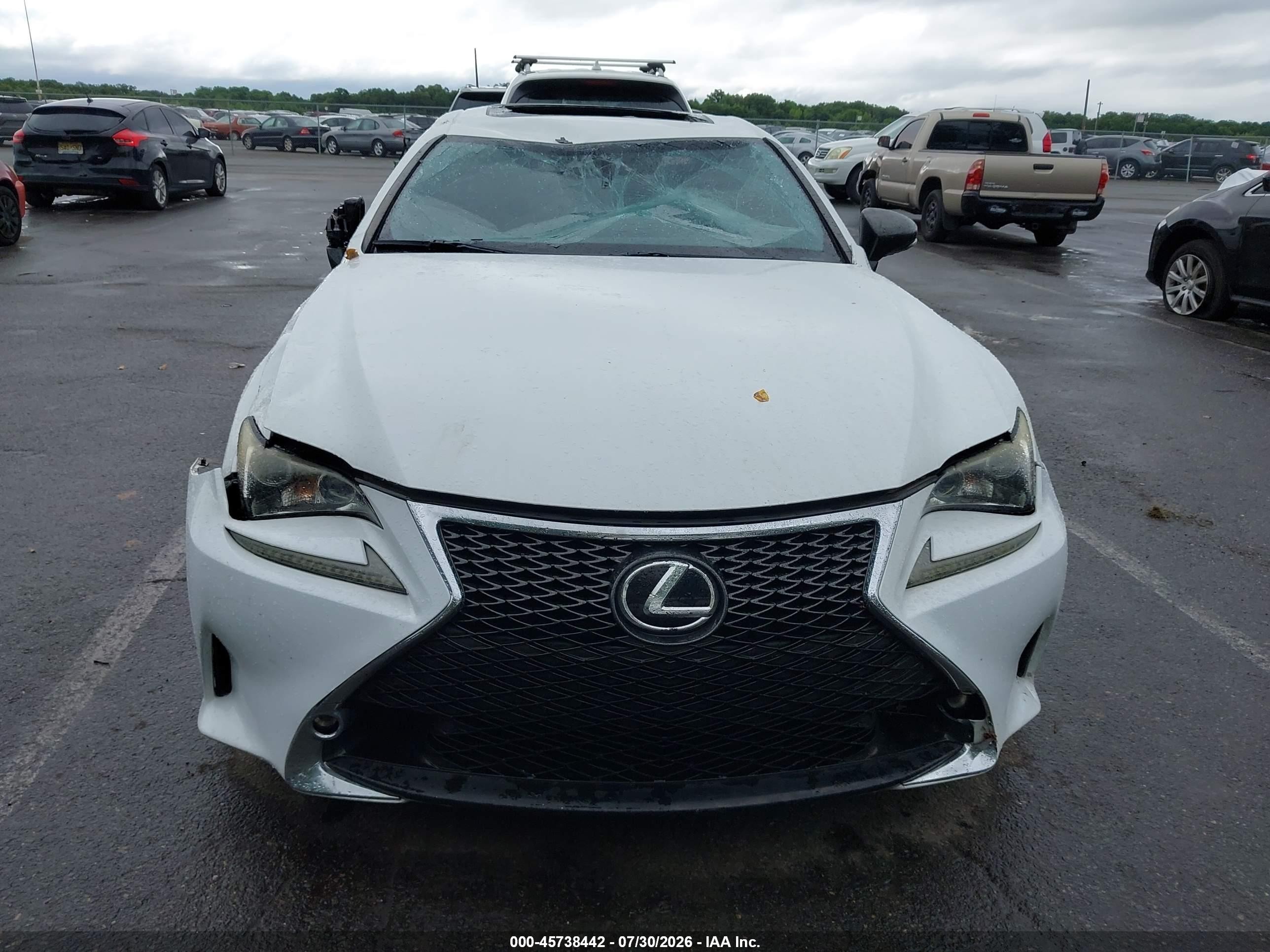 2016 Lexus Rc 200t   White vin: JTHHA5BC7G5001338
