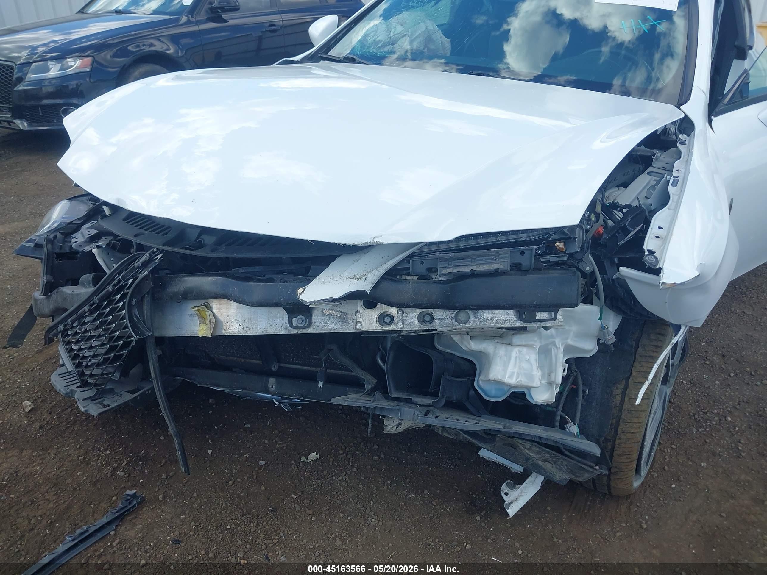 2015 Lexus Rc 350   White vin: JTHHE5BC0F5009073
