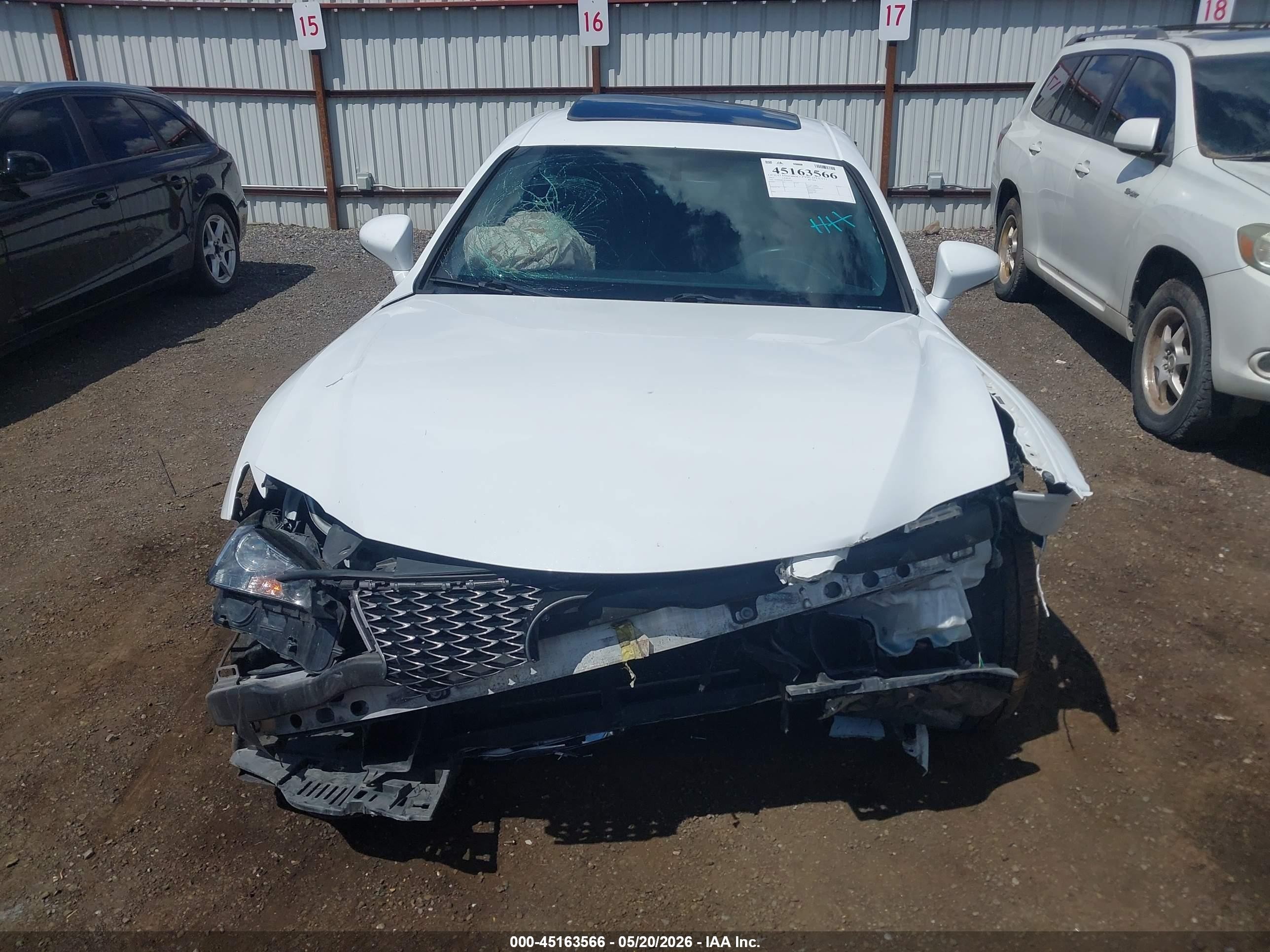 2015 Lexus Rc 350   White vin: JTHHE5BC0F5009073
