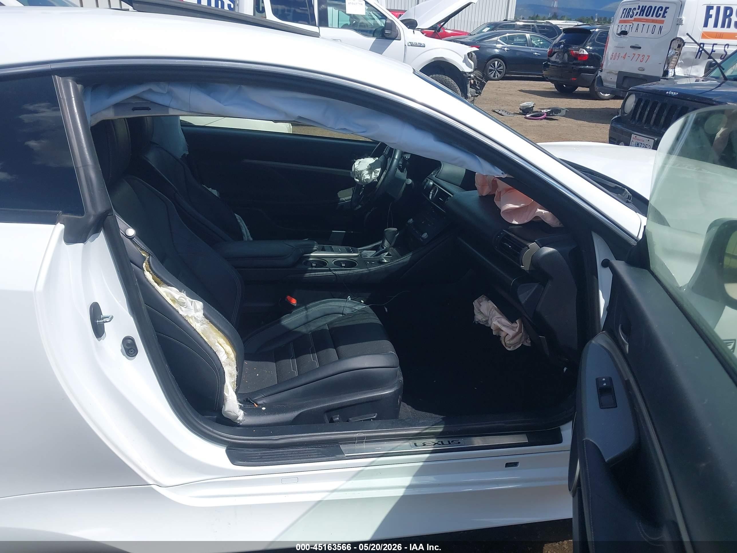 2015 Lexus Rc 350   White vin: JTHHE5BC0F5009073
