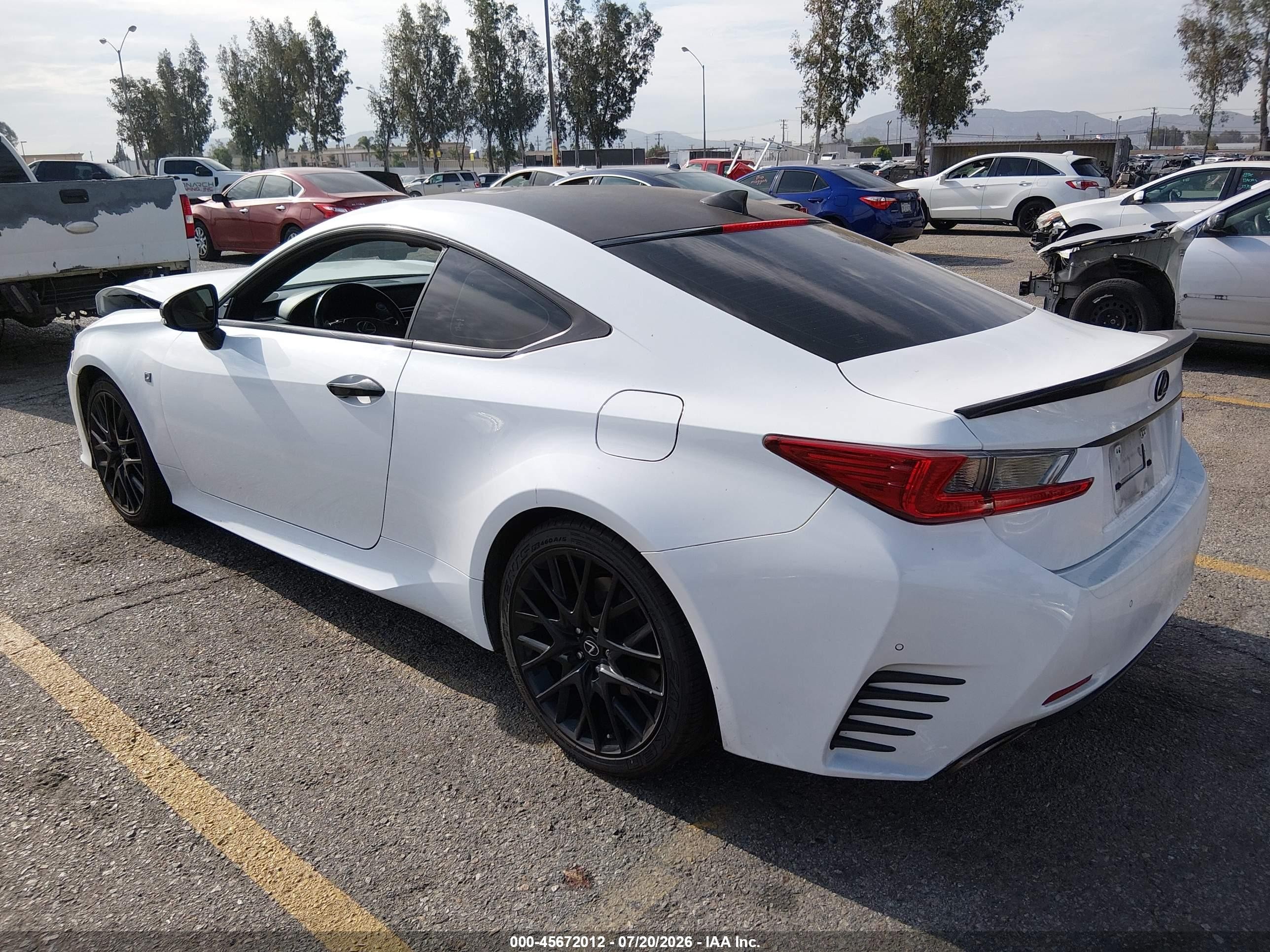 2015 Lexus Rc 350   Белый vin: JTHHE5BC4F5001395
