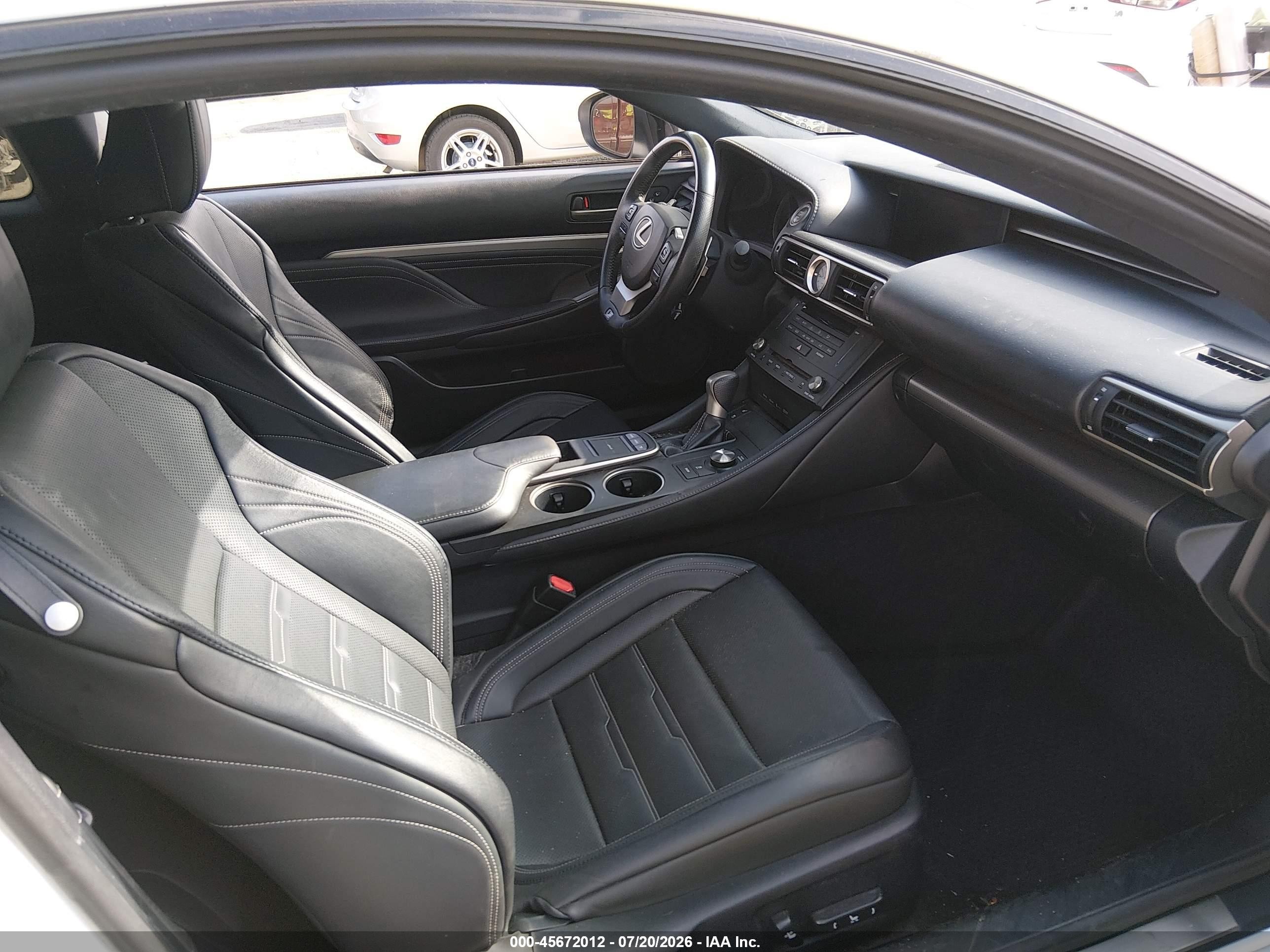 2015 Lexus Rc 350   Белый vin: JTHHE5BC4F5001395