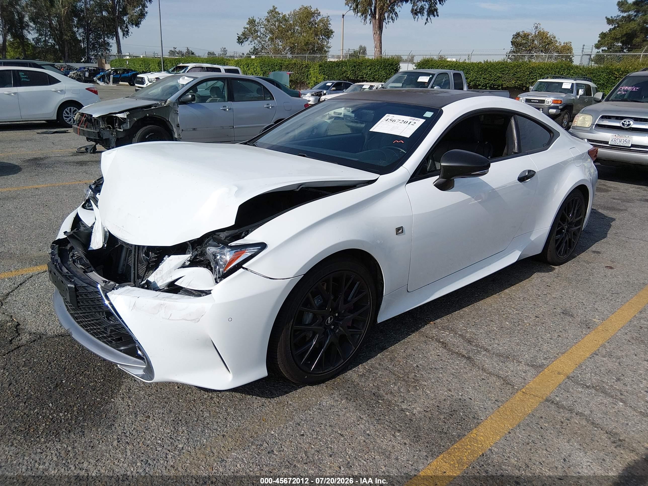 2015 Lexus Rc 350   Белый vin: JTHHE5BC4F5001395