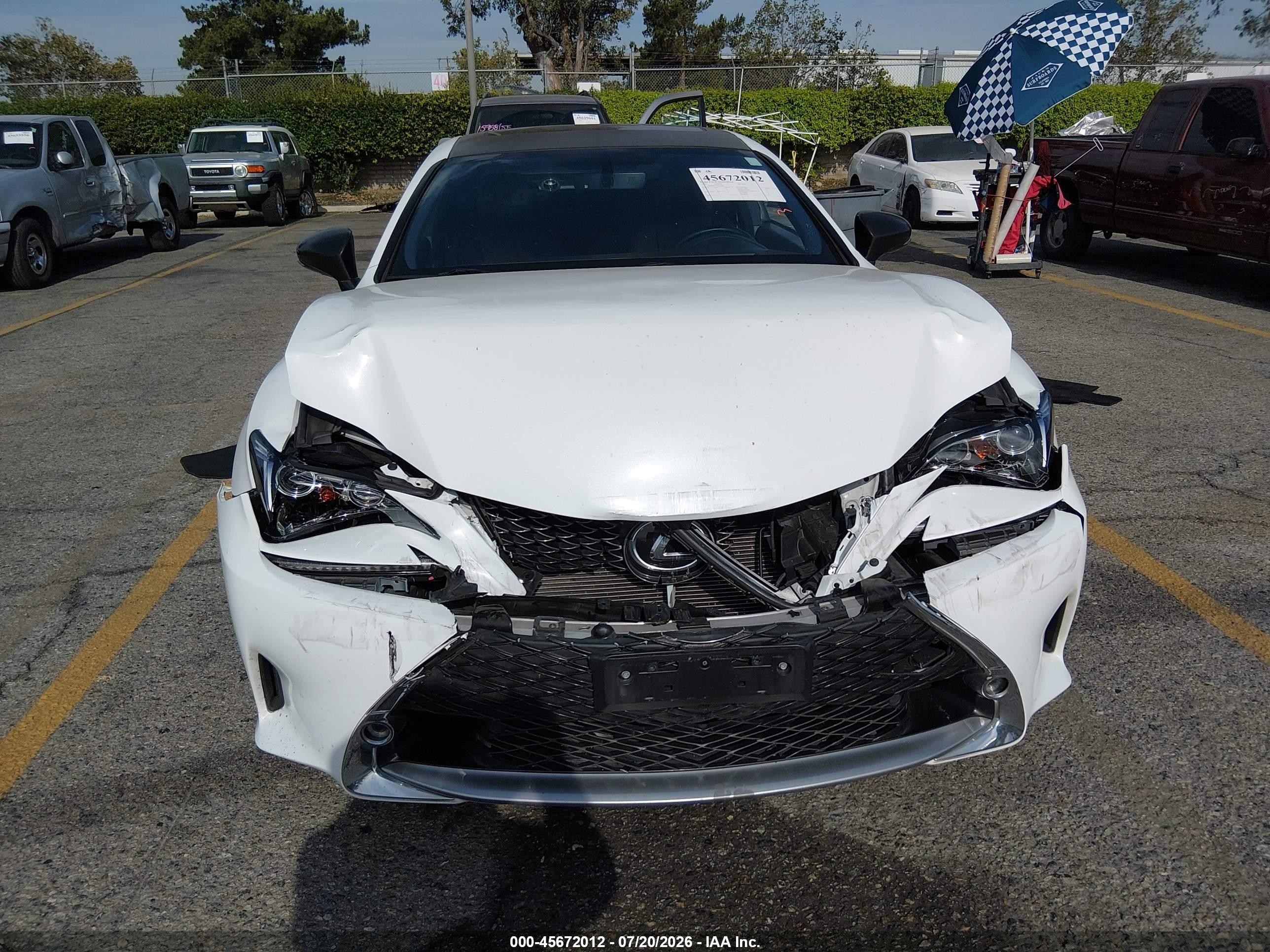 2015 Lexus Rc 350   Белый vin: JTHHE5BC4F5001395