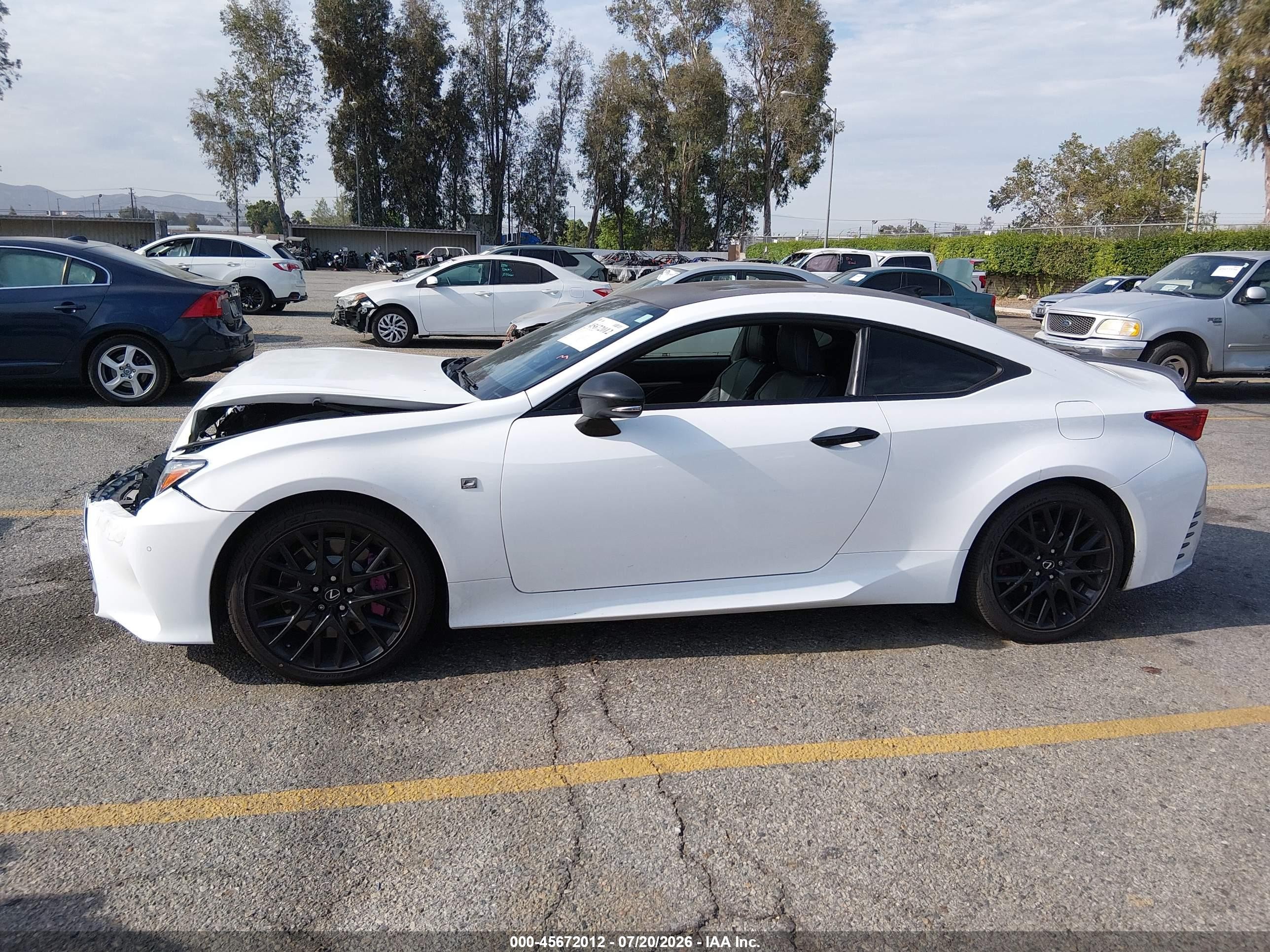2015 Lexus Rc 350   Белый vin: JTHHE5BC4F5001395
