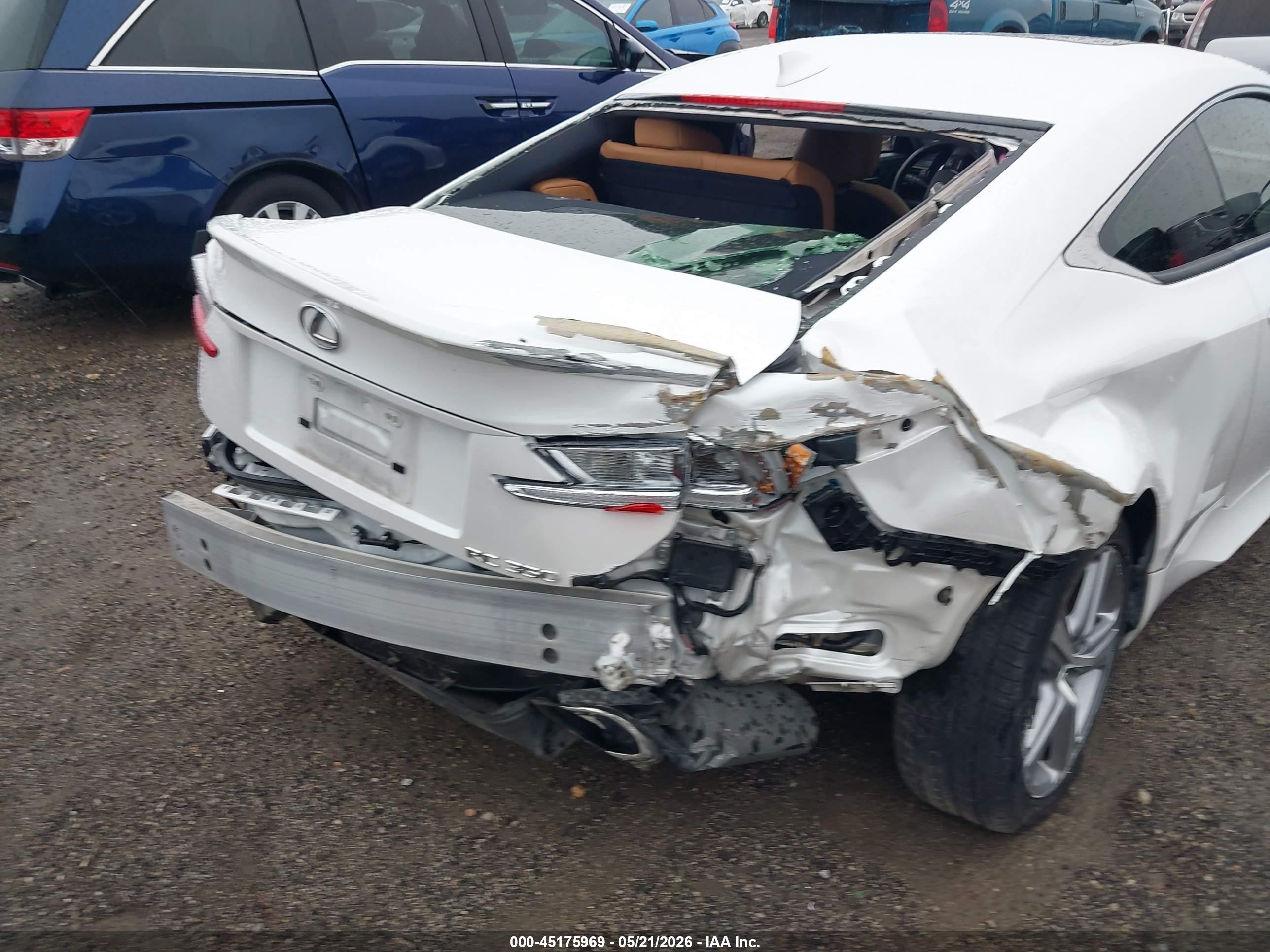 2016 Lexus Rc 350   White vin: JTHHE5BC6G5013274