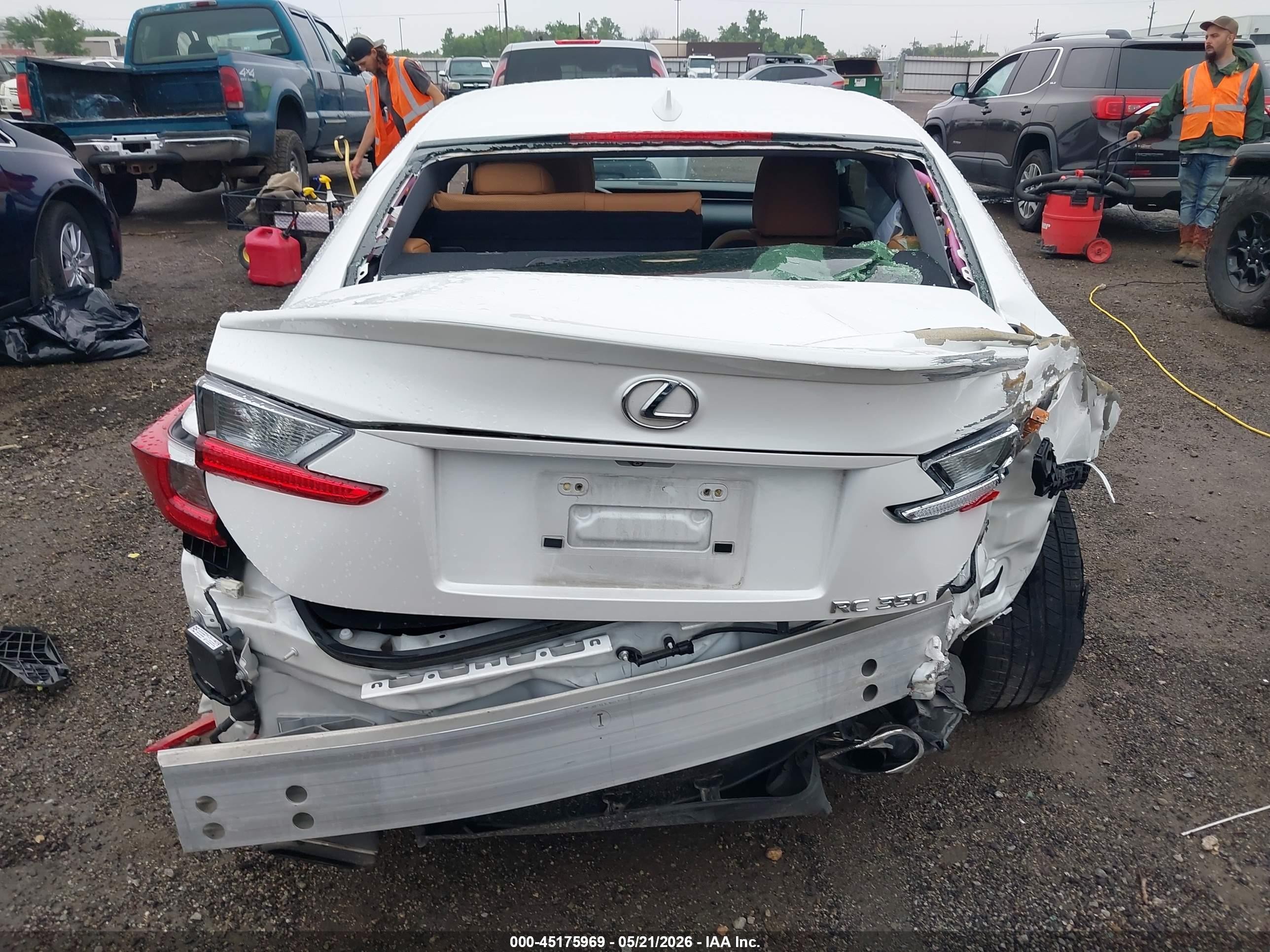2016 Lexus Rc 350   White vin: JTHHE5BC6G5013274
