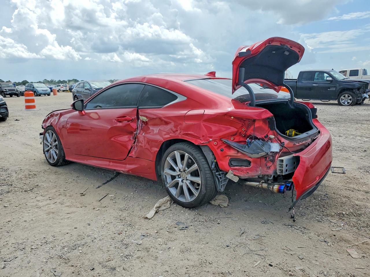 2015 Lexus Rc 350 Red vin: JTHHE5BC7F5008471