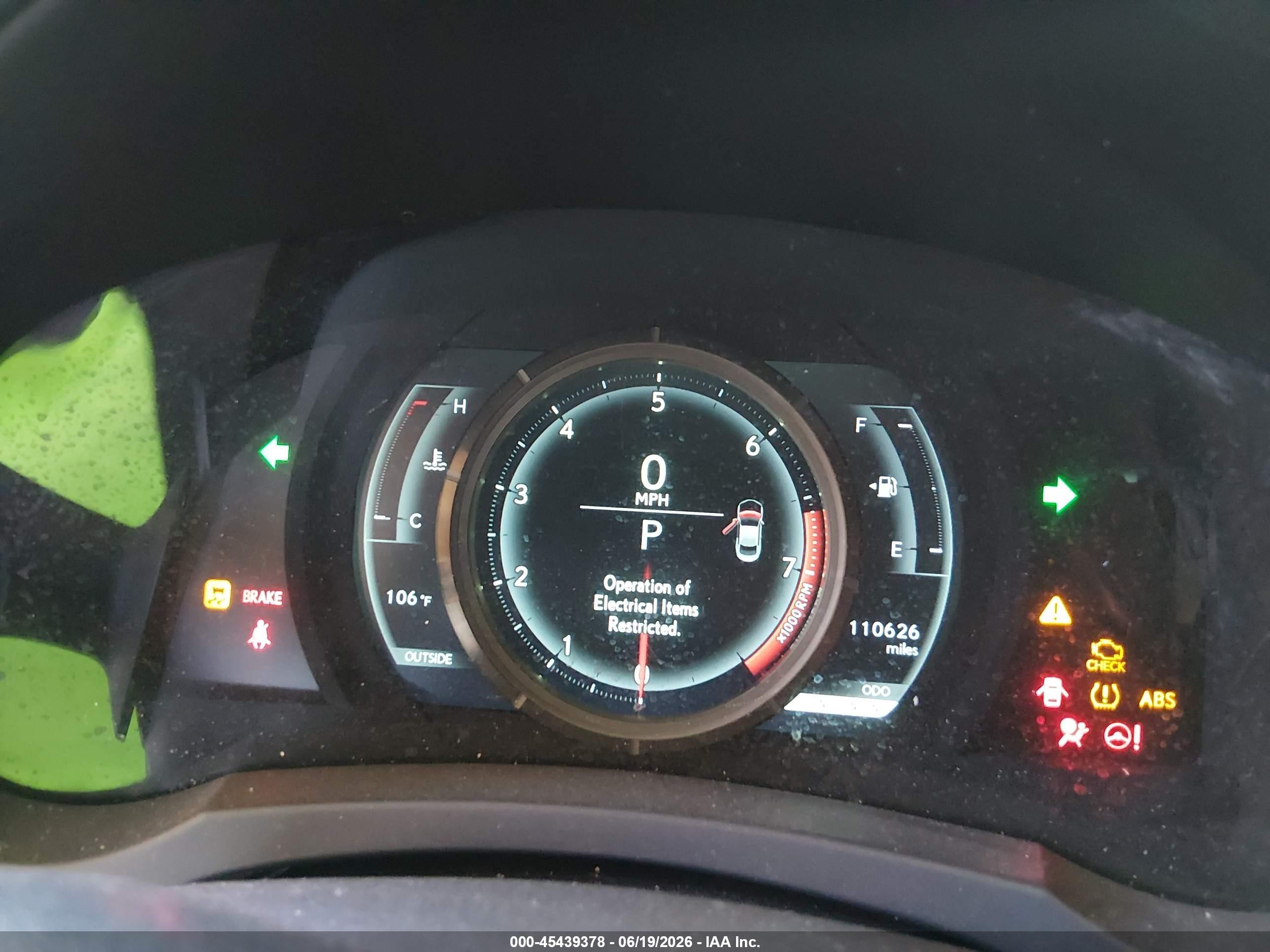 2015 Lexus Rc 350   White vin: JTHHE5BC9F5002820