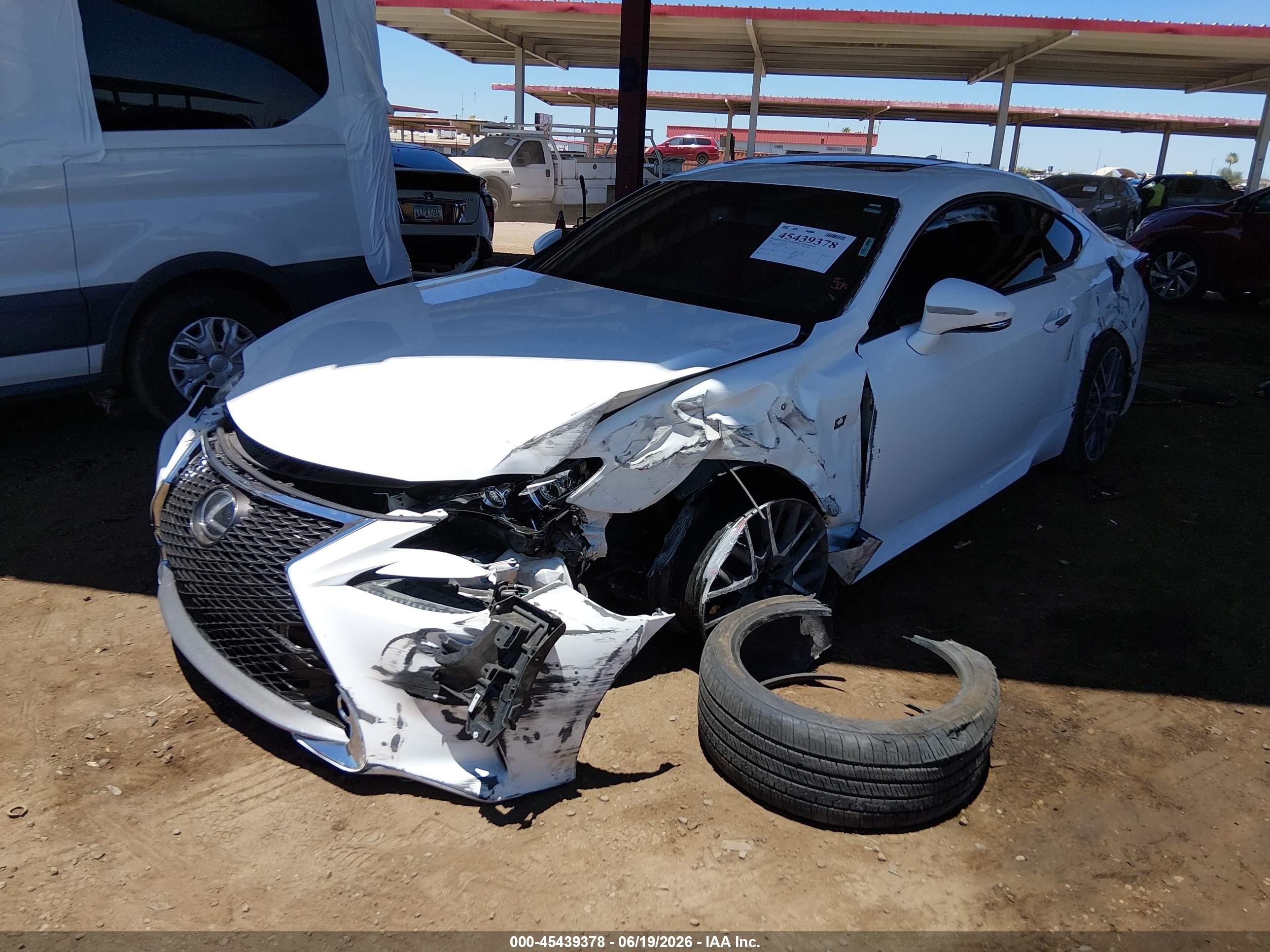 2015 Lexus Rc 350   White vin: JTHHE5BC9F5002820