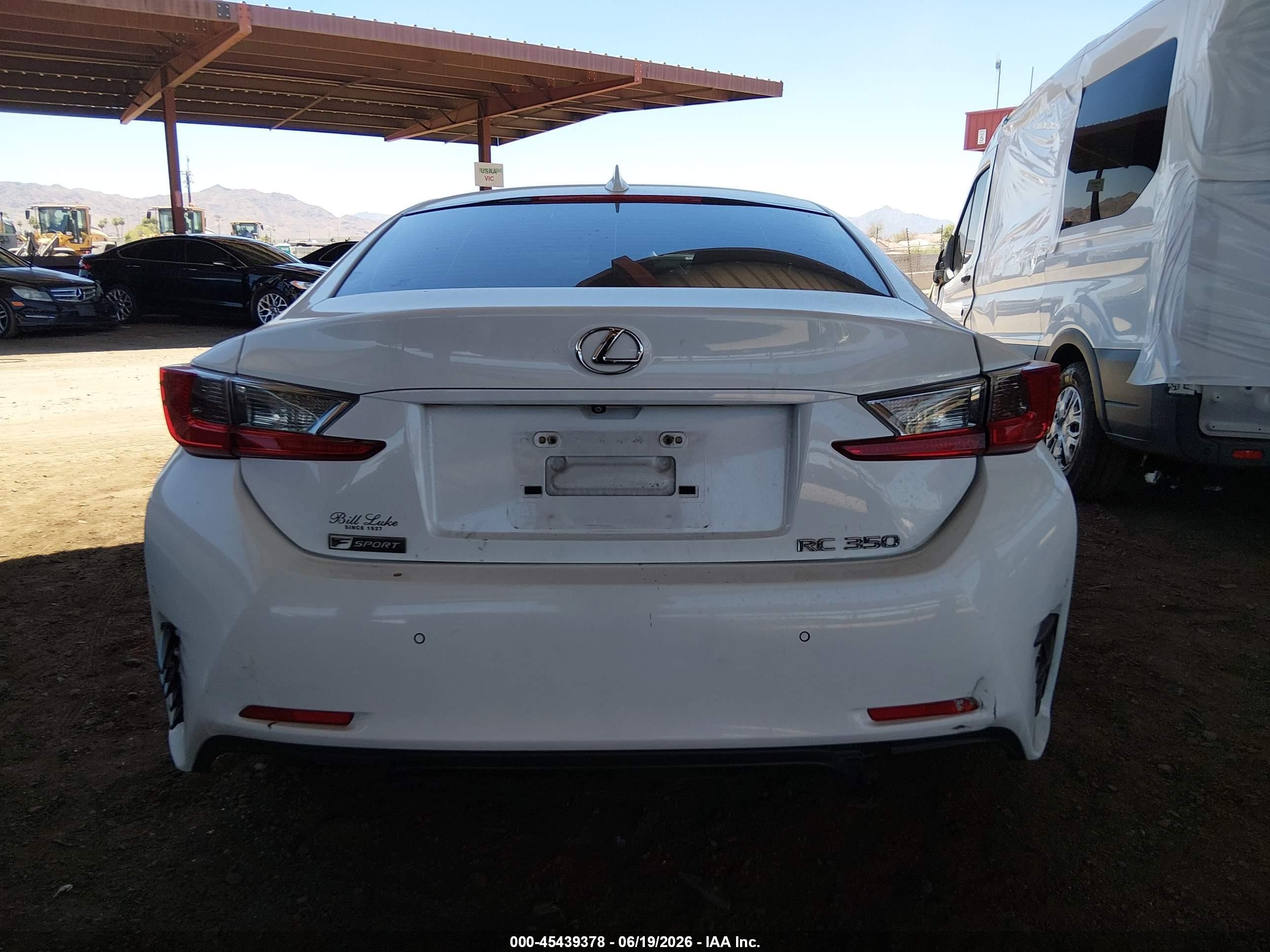 2015 Lexus Rc 350   White vin: JTHHE5BC9F5002820