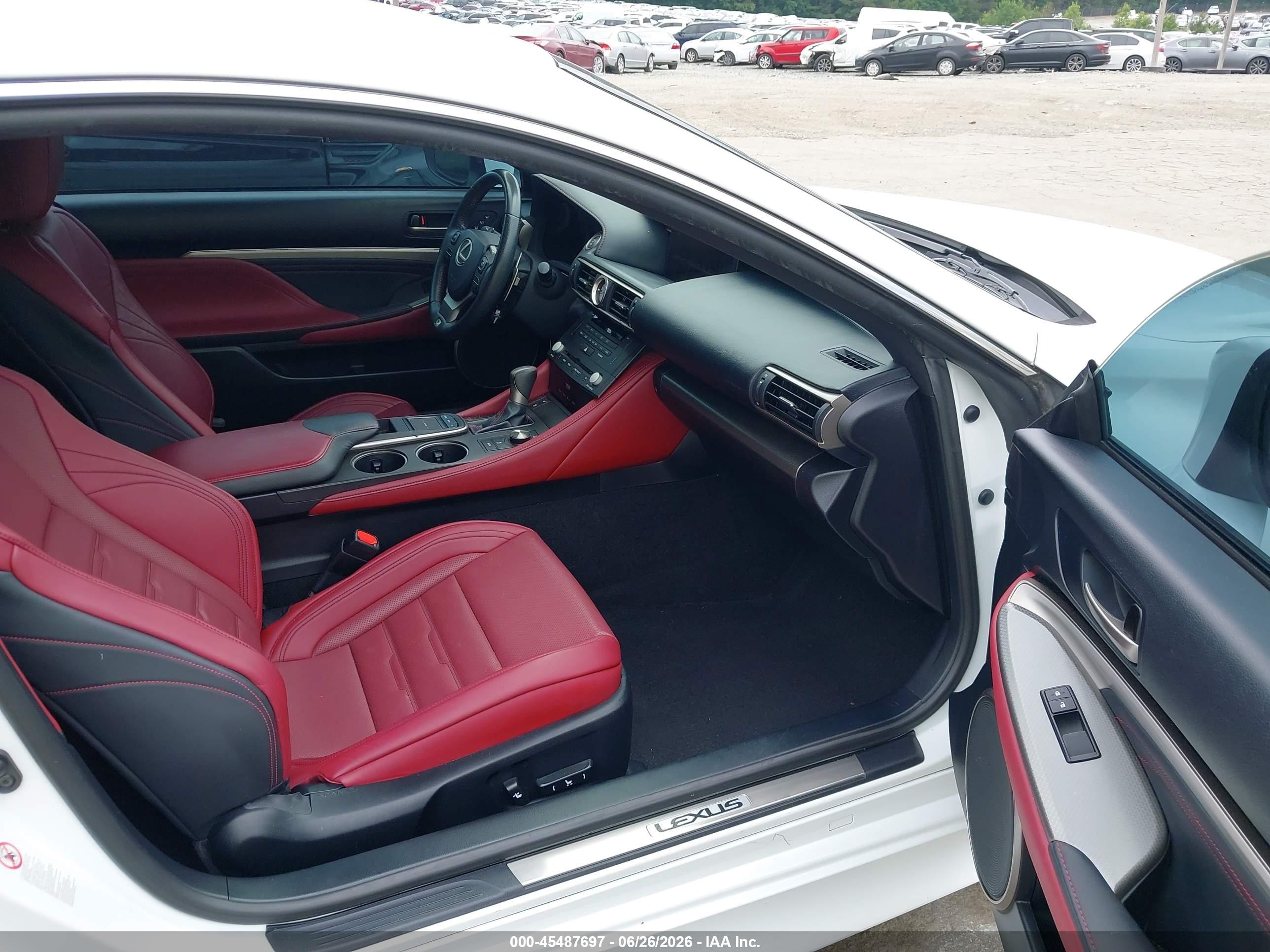2015 Lexus Rc 350   White vin: JTHHE5BC9F5011226