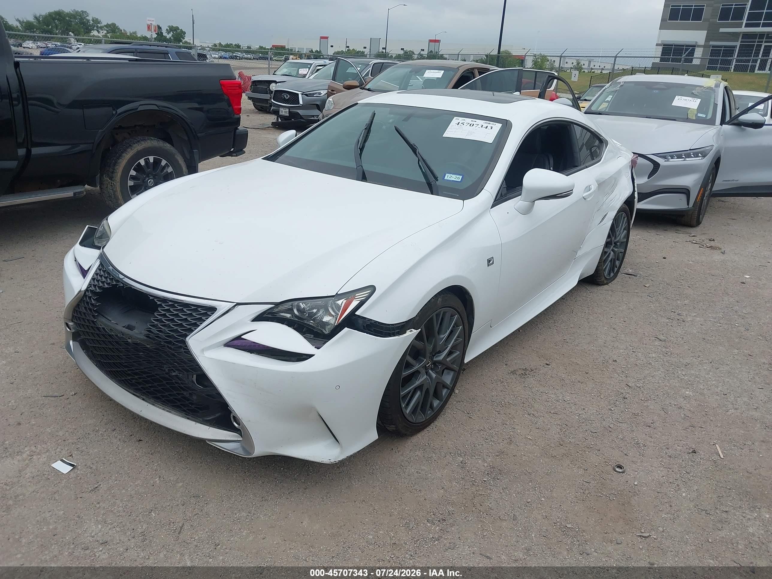 2015 Lexus Rc 350 White vin: JTHHE5BCXF5011266