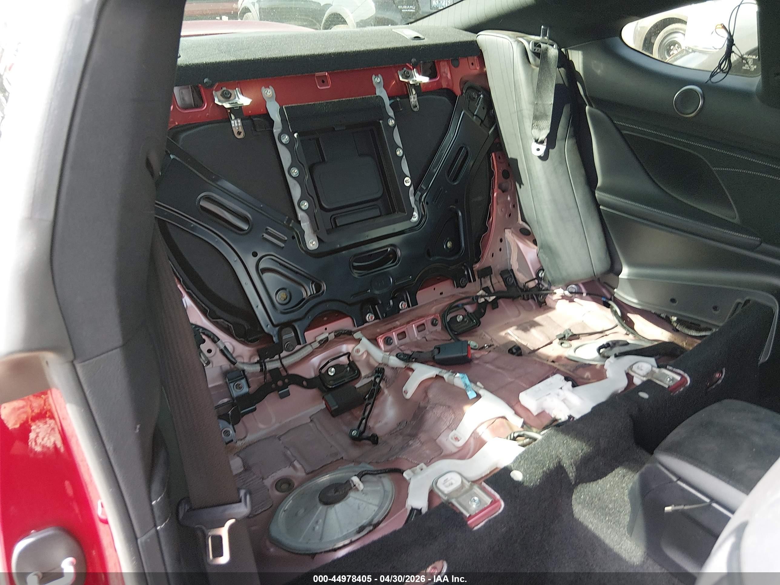 2015 Lexus Rc F   Red vin: JTHHP5BC7F5000607