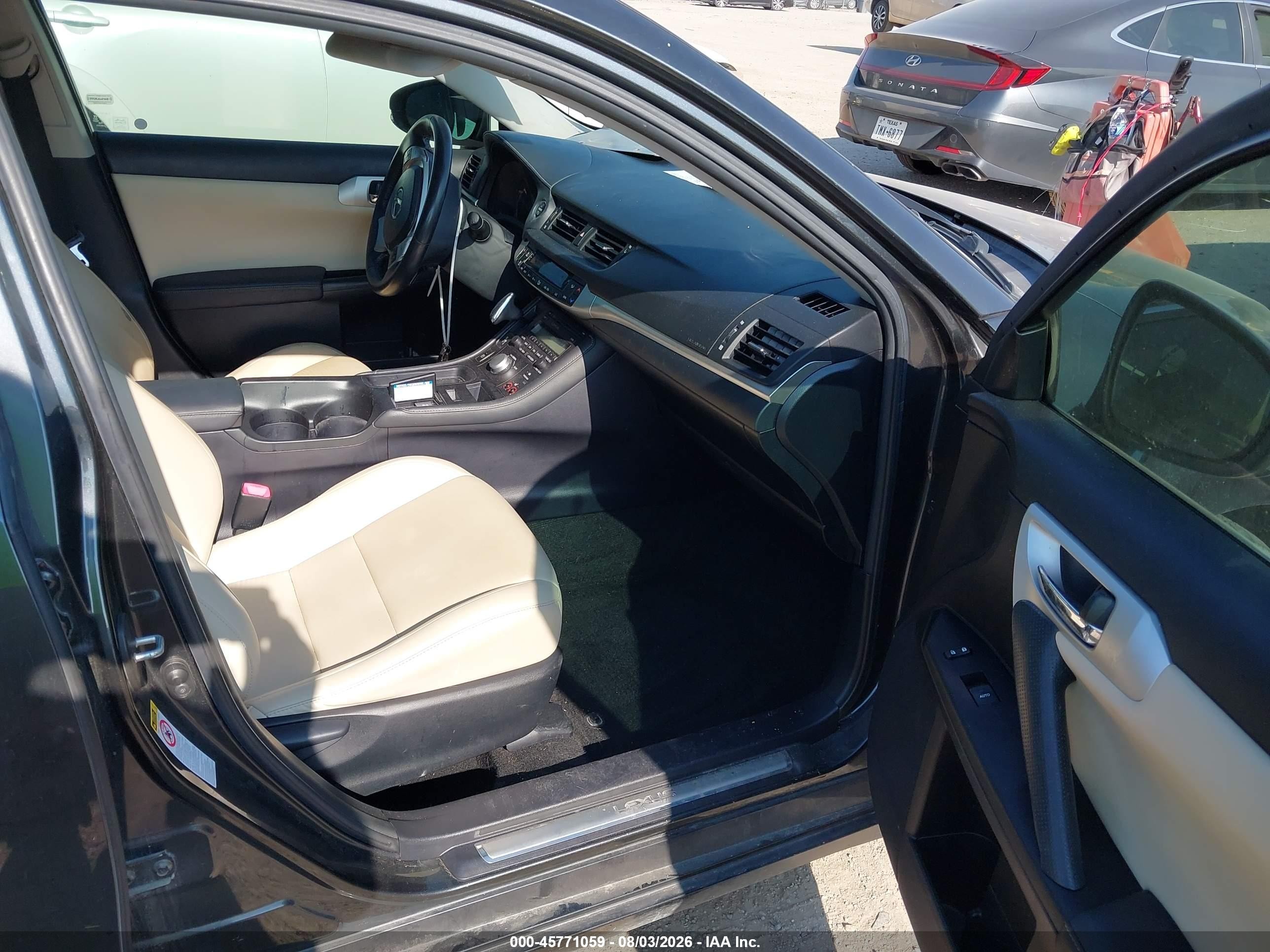 2011 Lexus Ct 200h Premium Серый vin: JTHKD5BH0B2029923