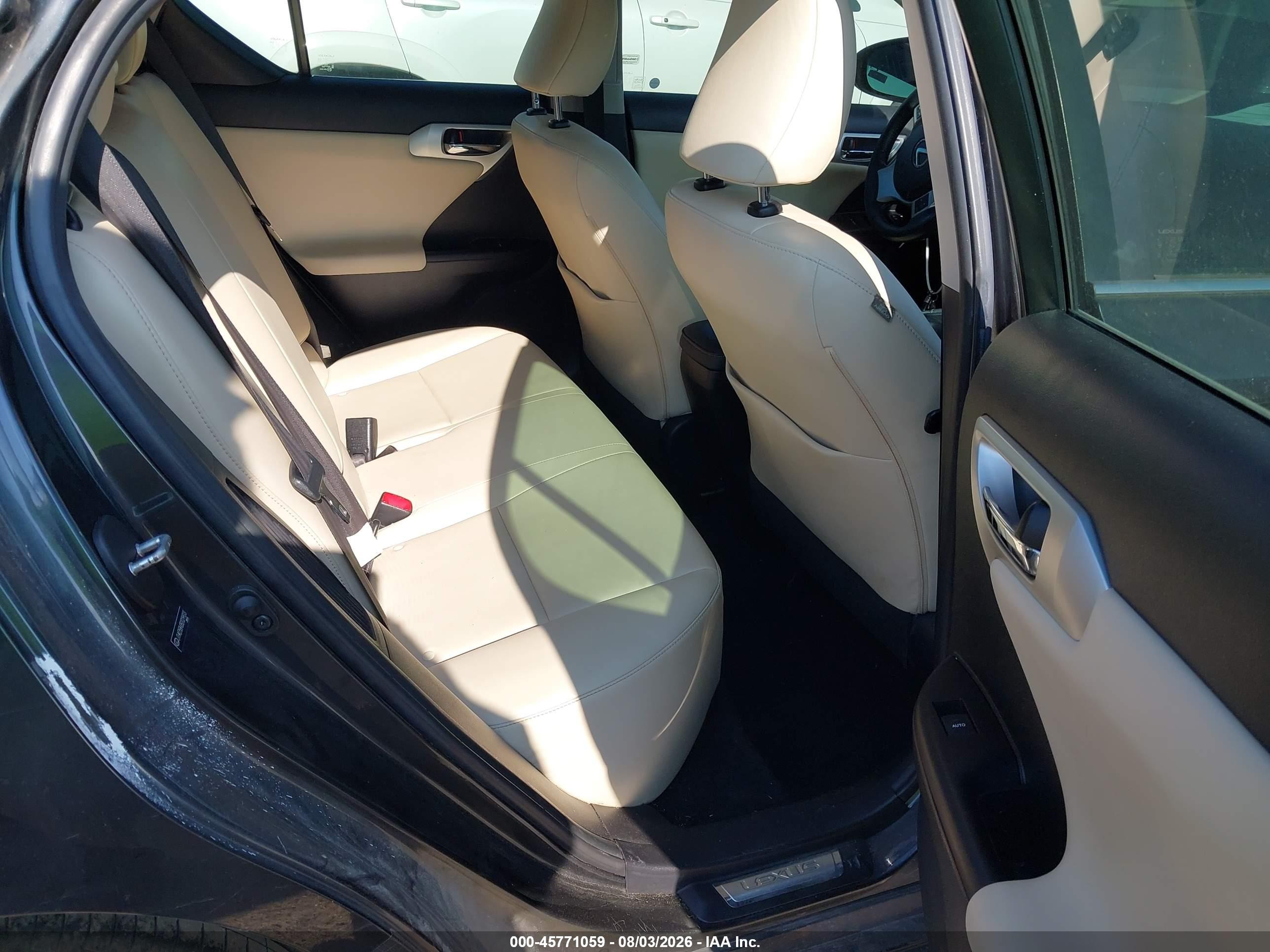 2011 Lexus Ct 200h Premium Серый vin: JTHKD5BH0B2029923