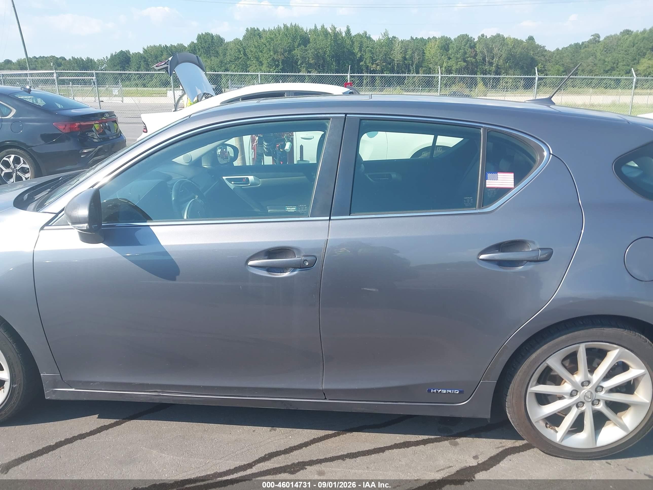 2012 Lexus Ct 200h Premium Silver vin: JTHKD5BH0C2050921