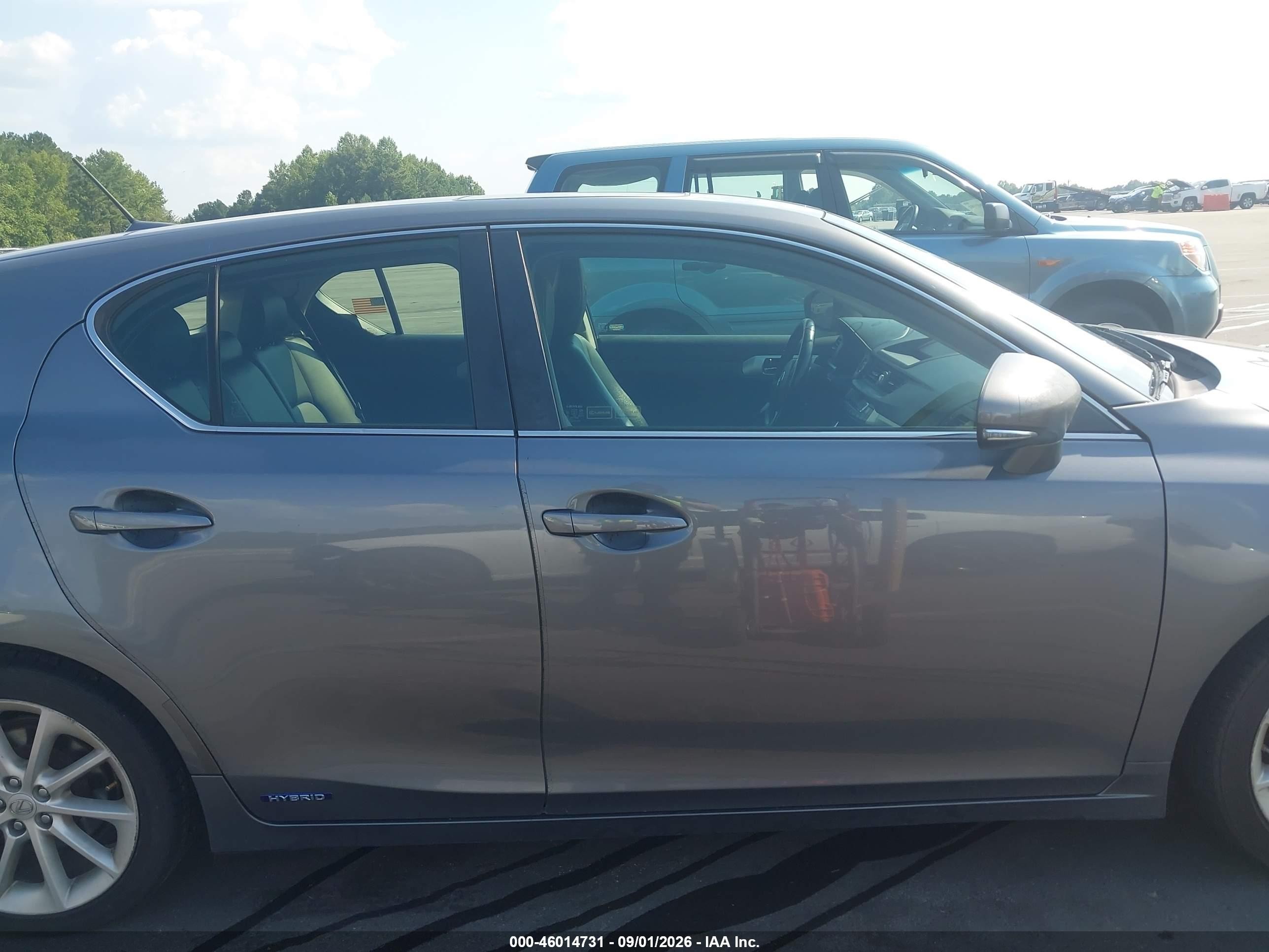 2012 Lexus Ct 200h Premium Silver vin: JTHKD5BH0C2050921