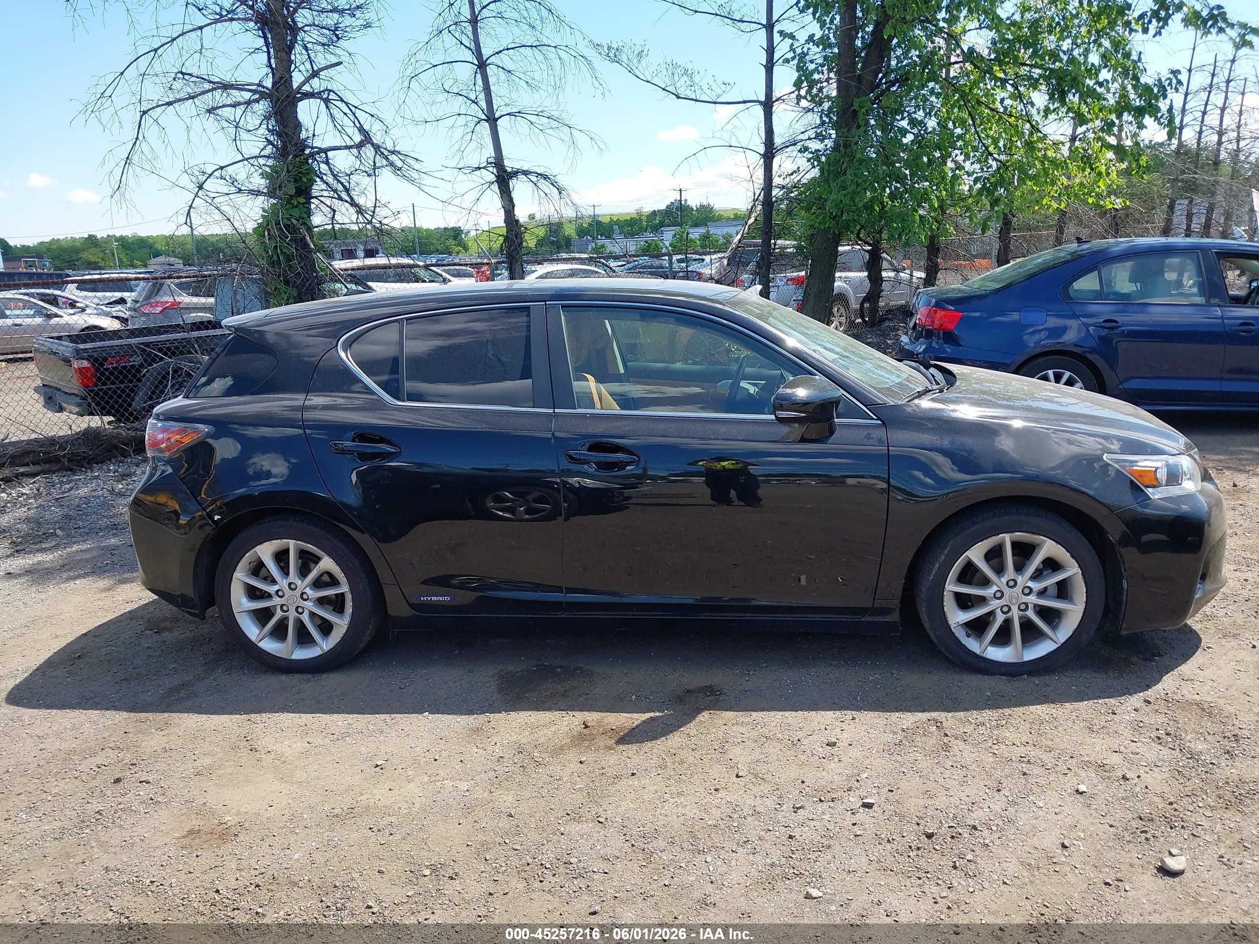 2012 Lexus Ct 200h Premium Black vin: JTHKD5BH0C2053690