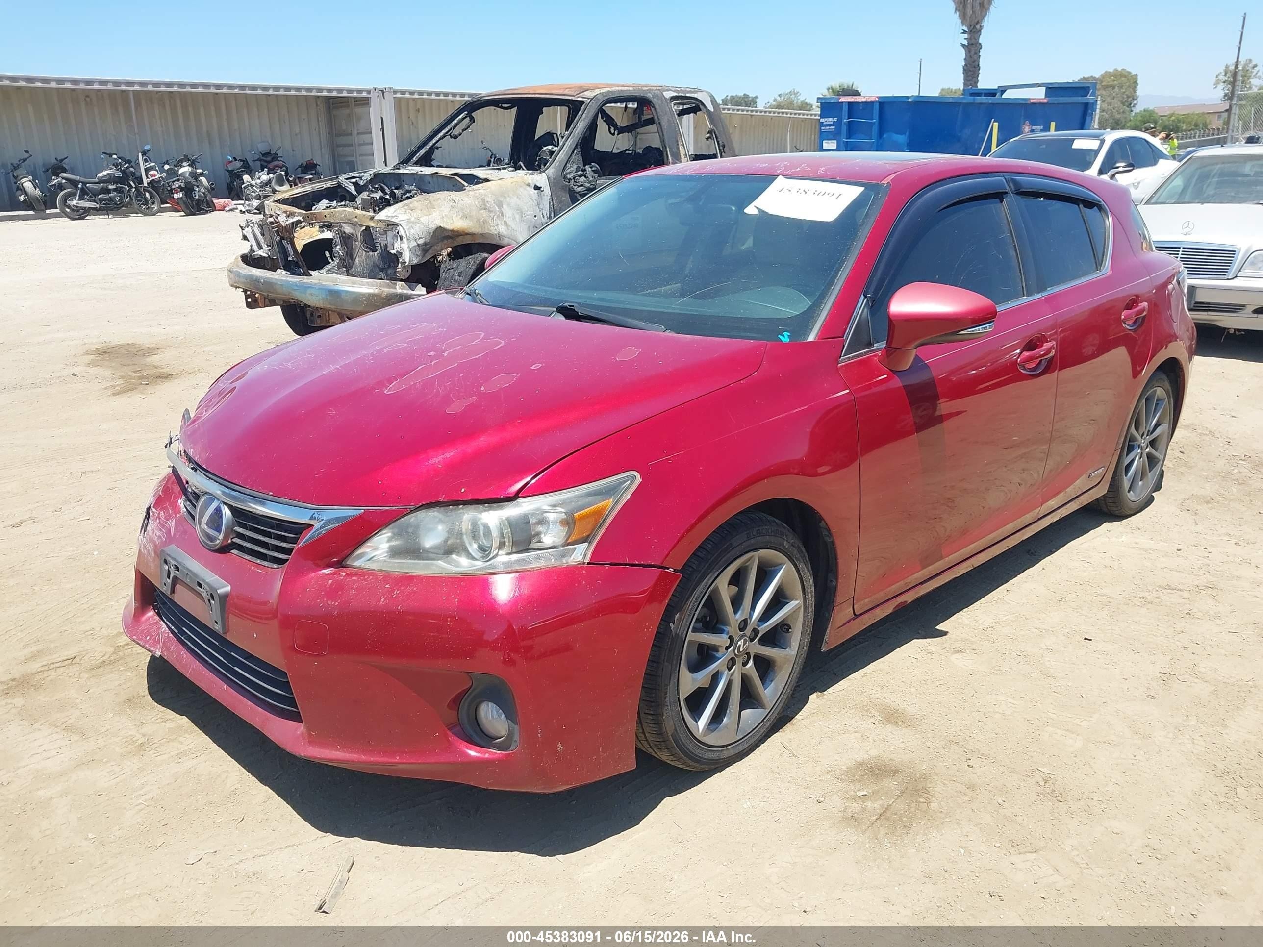 2012 Lexus Ct 200h Premium Red vin: JTHKD5BH0C2078220