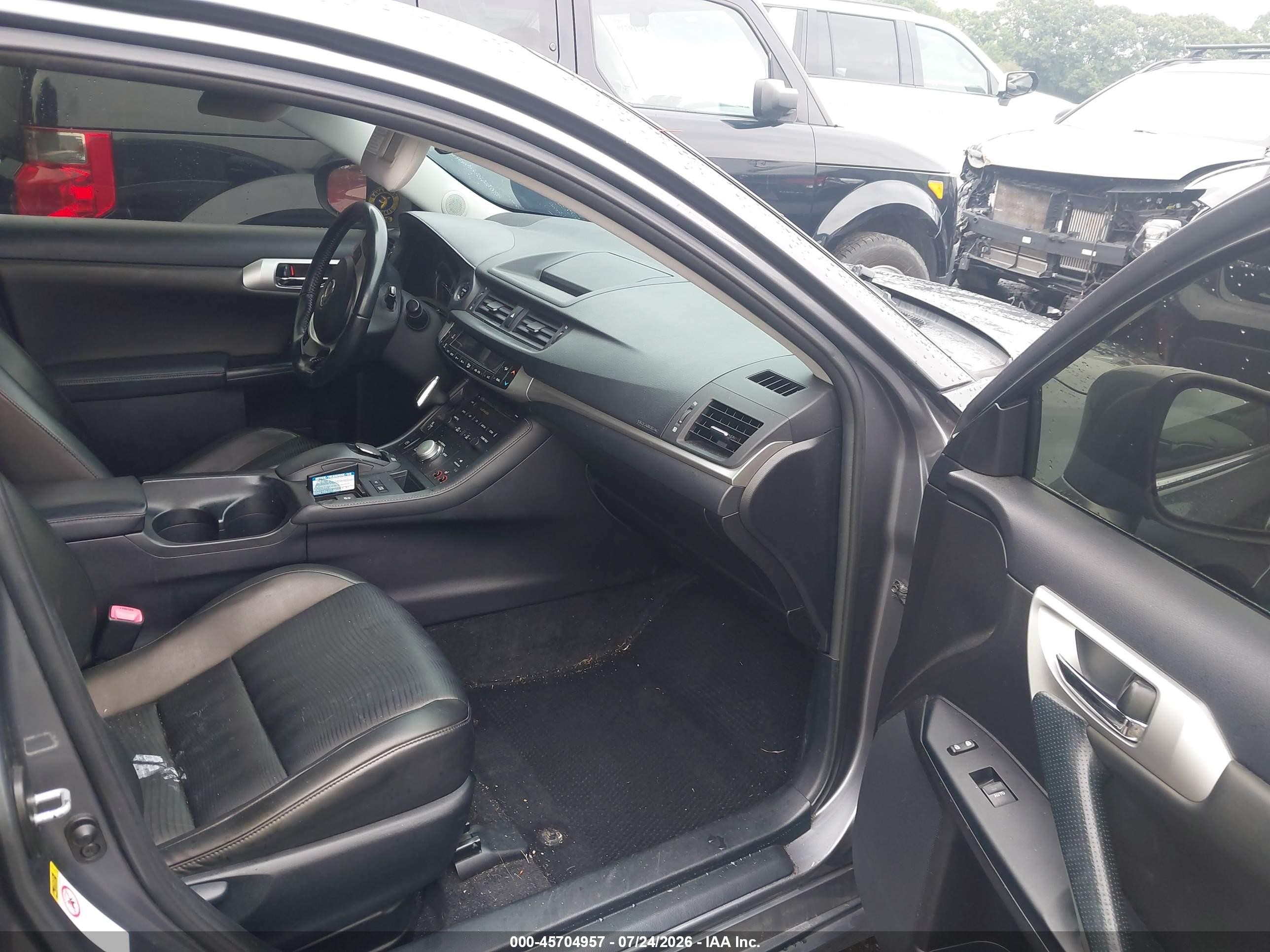 2012 Lexus Ct 200h Premium Серебряный vin: JTHKD5BH0C2116142