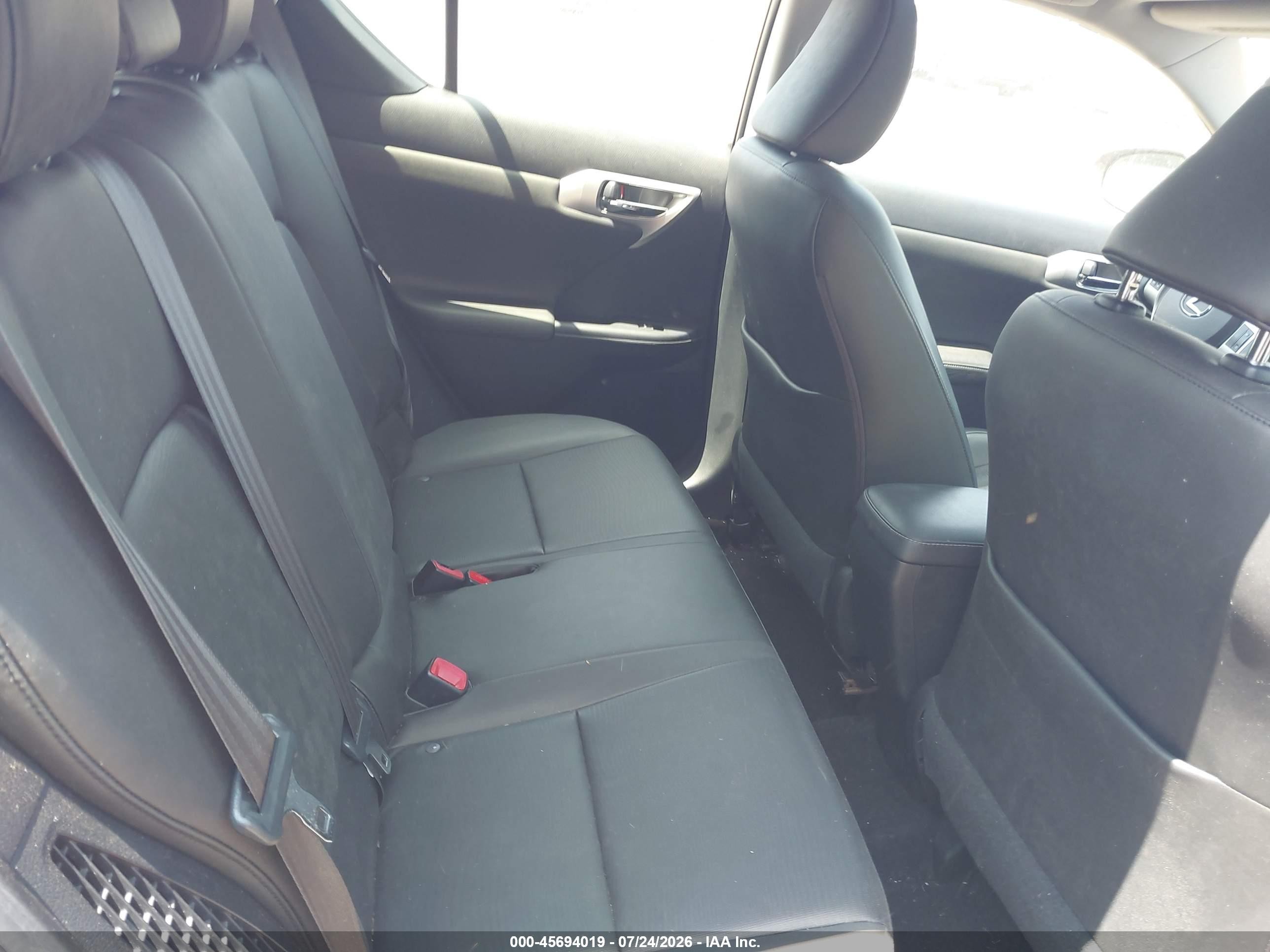 2012 Lexus Ct 200h Premium Бордовый vin: JTHKD5BH0C2120871