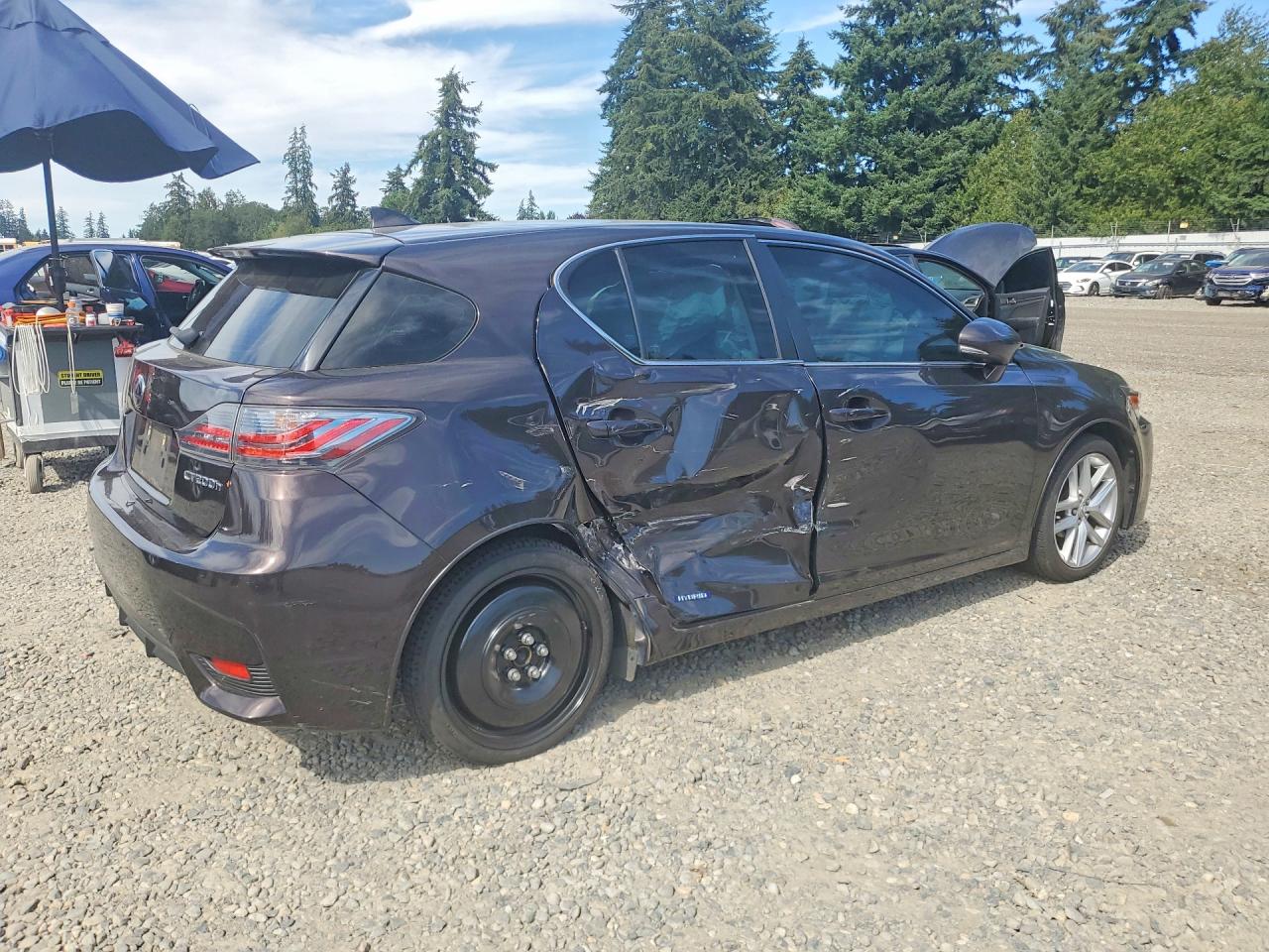 2014 Lexus Ct 200 Brown vin: JTHKD5BH0E2184380