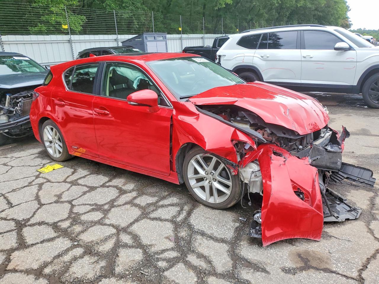 2014 Lexus Ct 200 Red vin: JTHKD5BH0E2201257