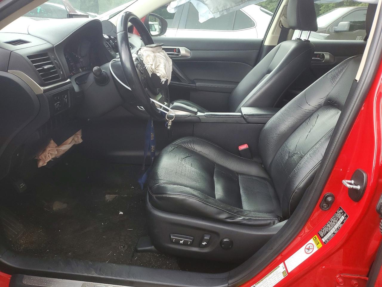 2014 Lexus Ct 200 Red vin: JTHKD5BH0E2201257