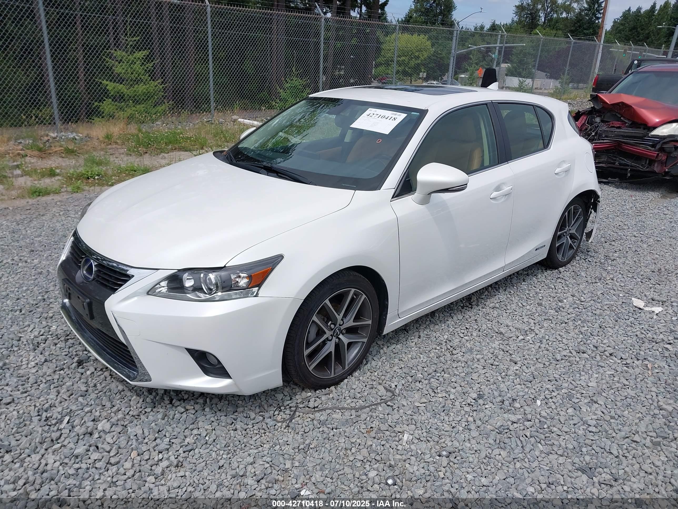 2017 Lexus Ct 200h   White vin: JTHKD5BH0H2288470