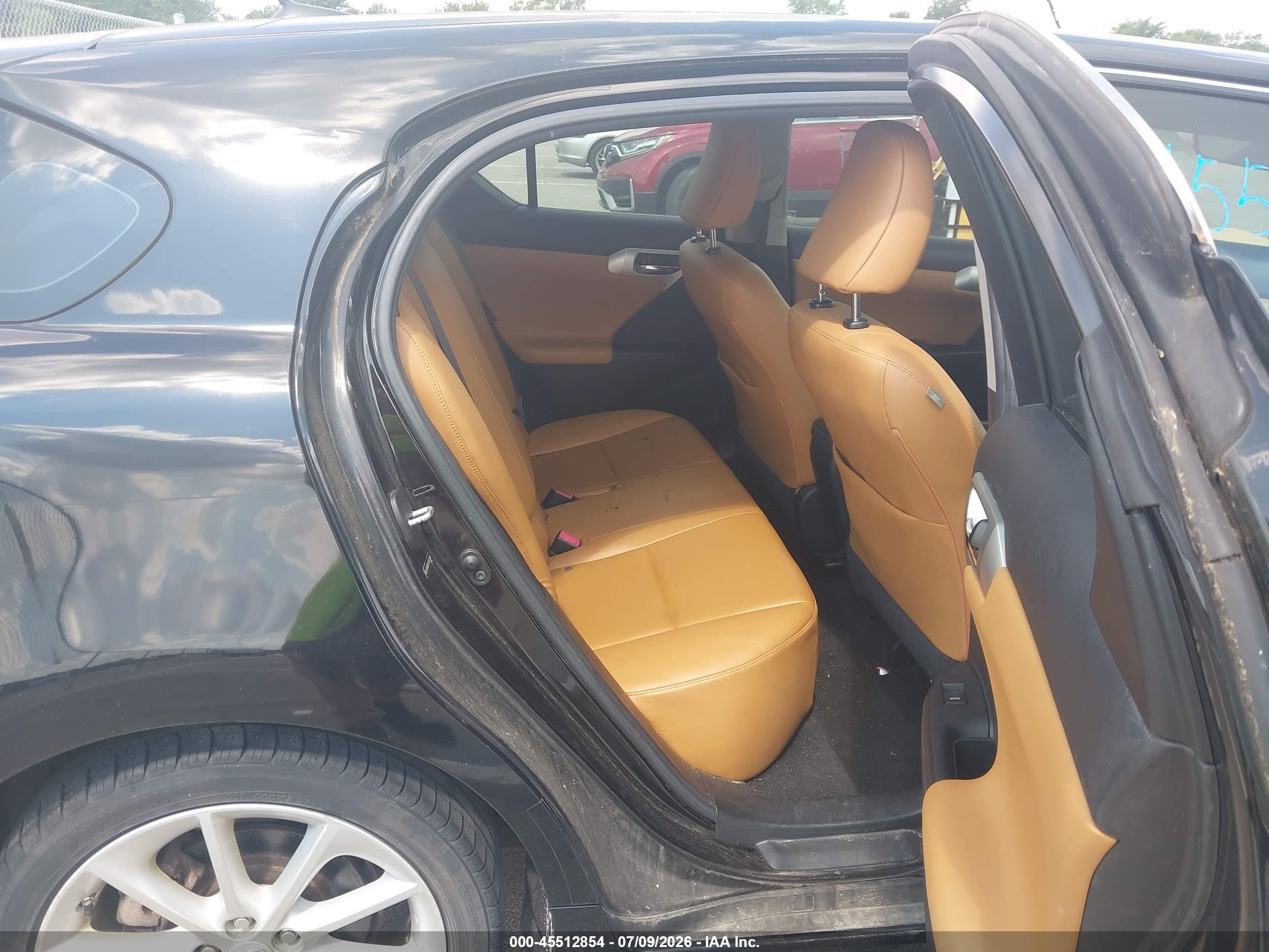 2011 Lexus Ct 200h   Black vin: JTHKD5BH1B2001869
