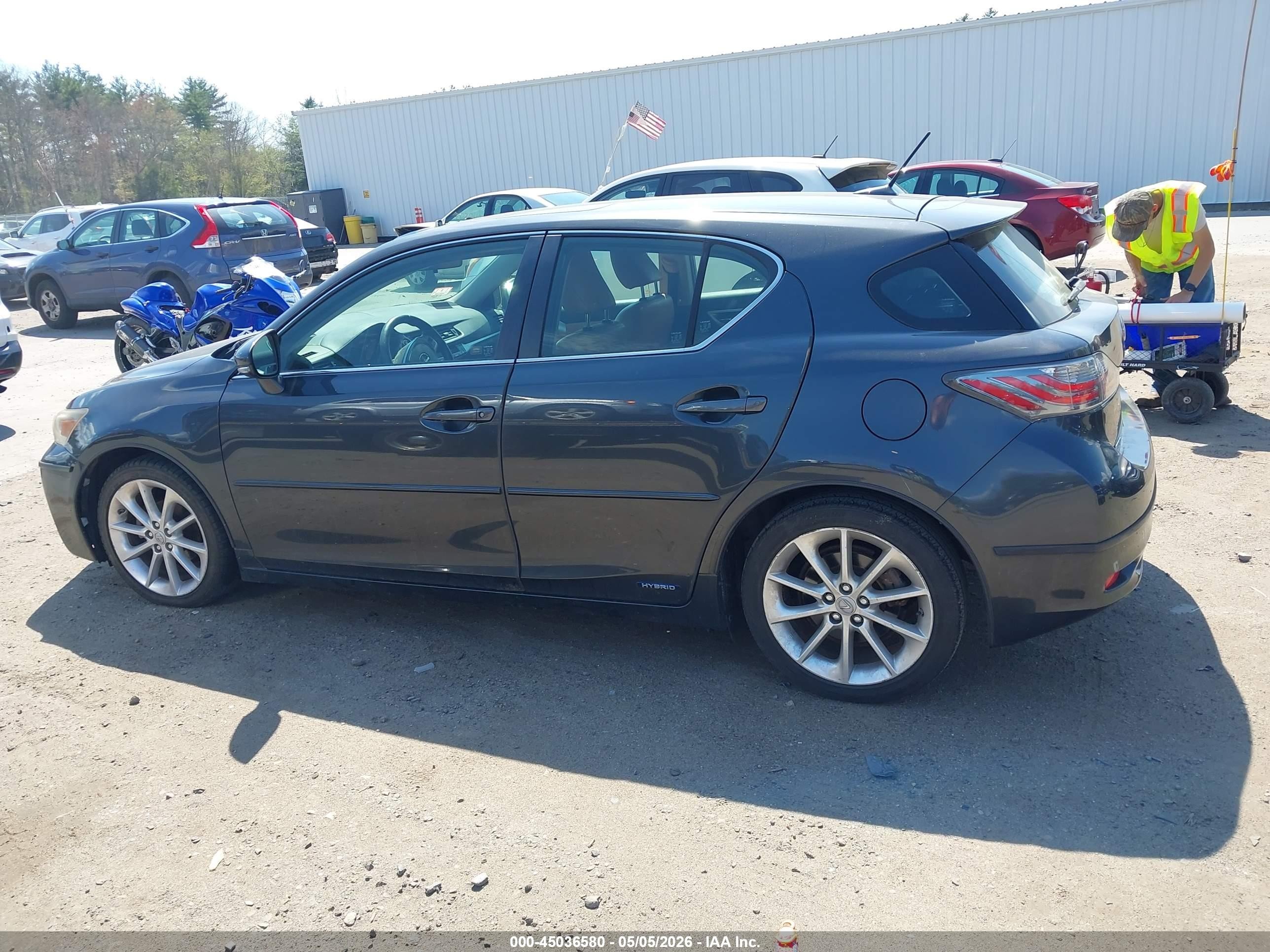 2011 Lexus Ct 200h Premium Серый vin: JTHKD5BH1B2030398