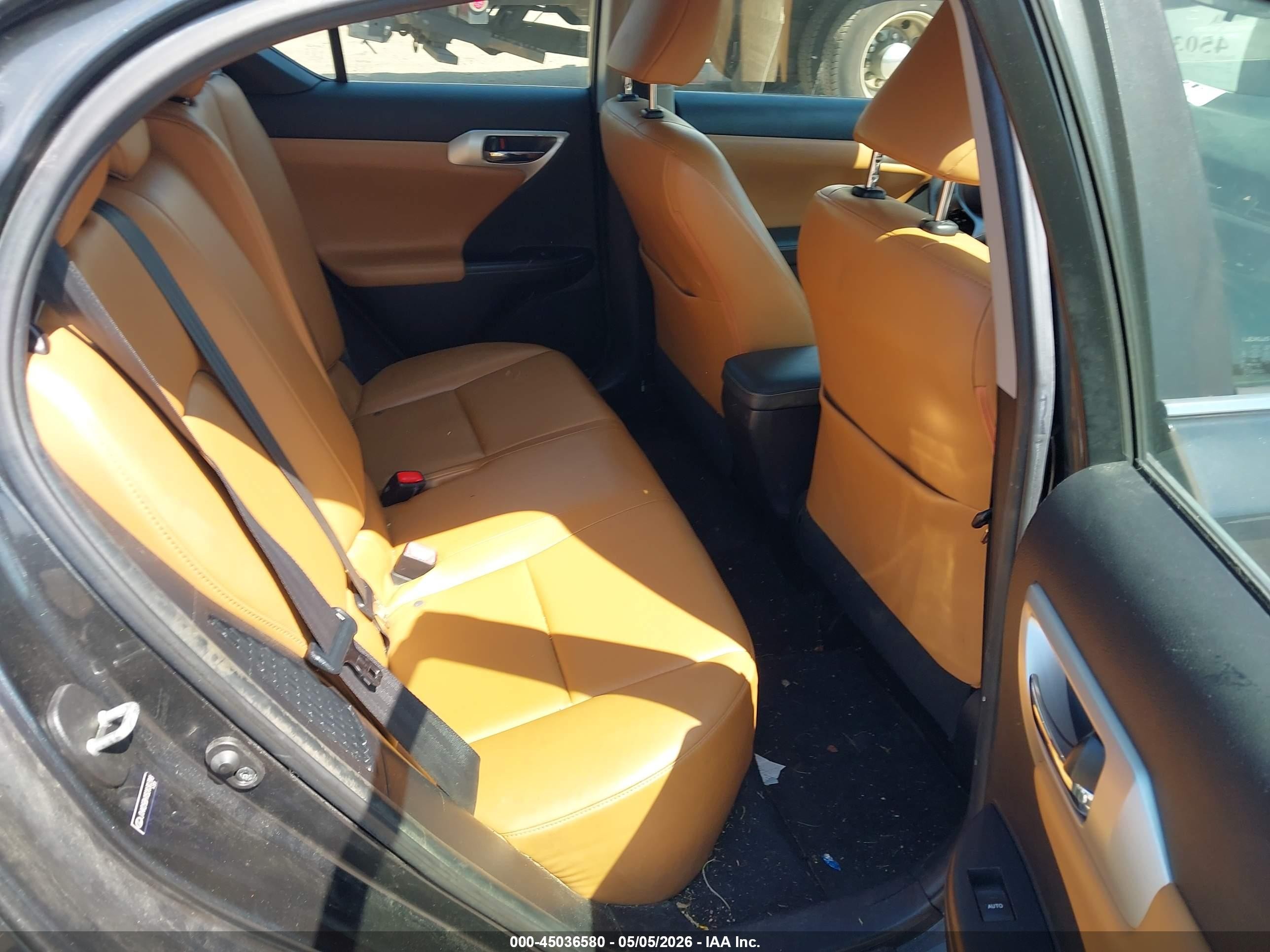 2011 Lexus Ct 200h Premium Серый vin: JTHKD5BH1B2030398