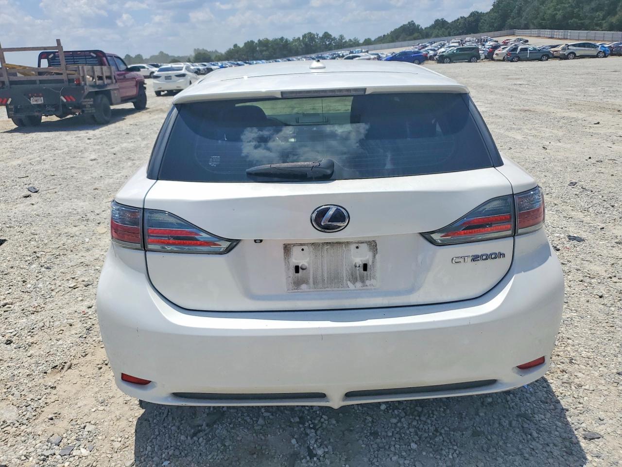 2012 Lexus Ct 200 White vin: JTHKD5BH1C2054363