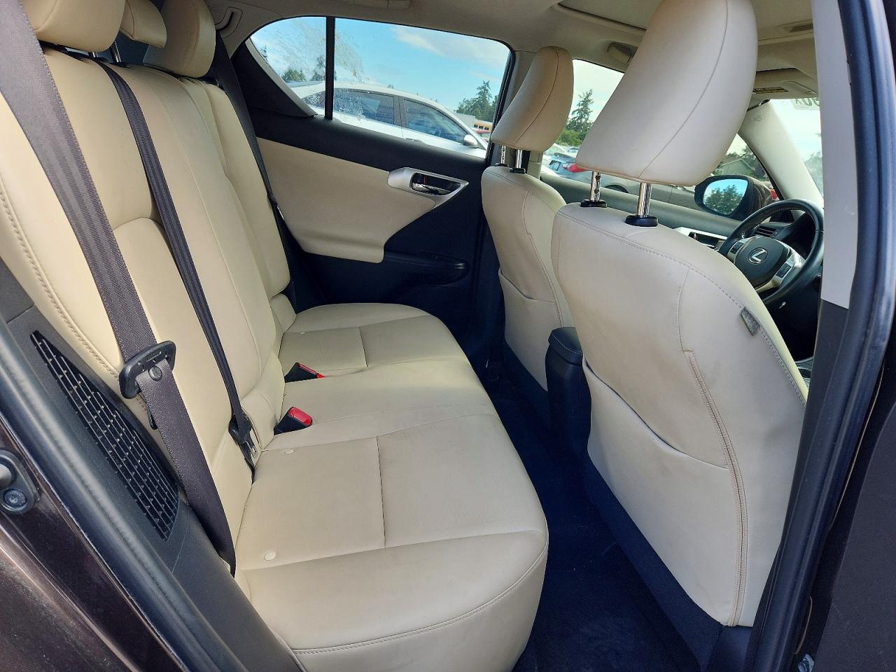 2012 Lexus Ct 200 Коричневый vin: JTHKD5BH1C2059319