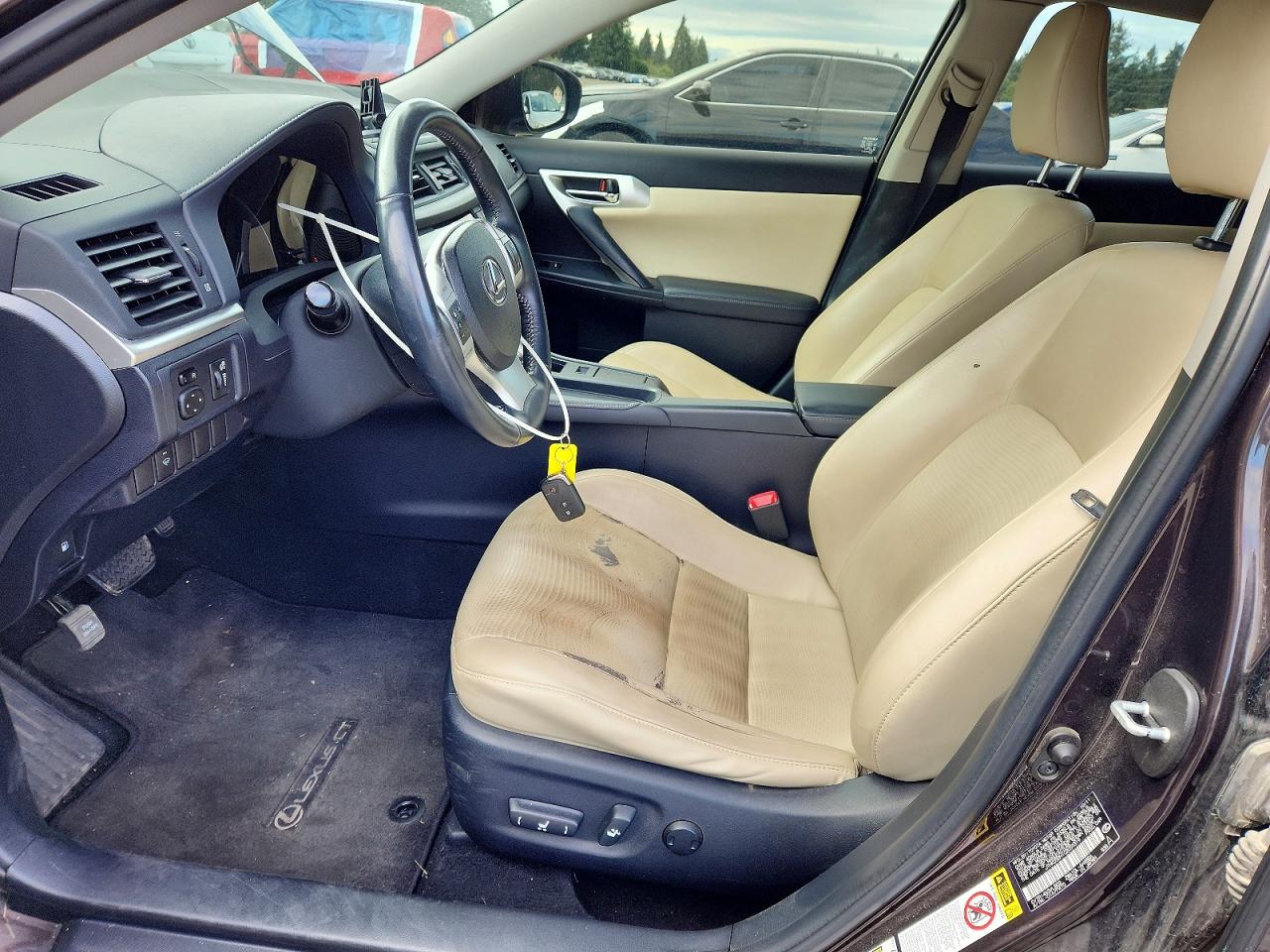 2012 Lexus Ct 200 Коричневый vin: JTHKD5BH1C2059319