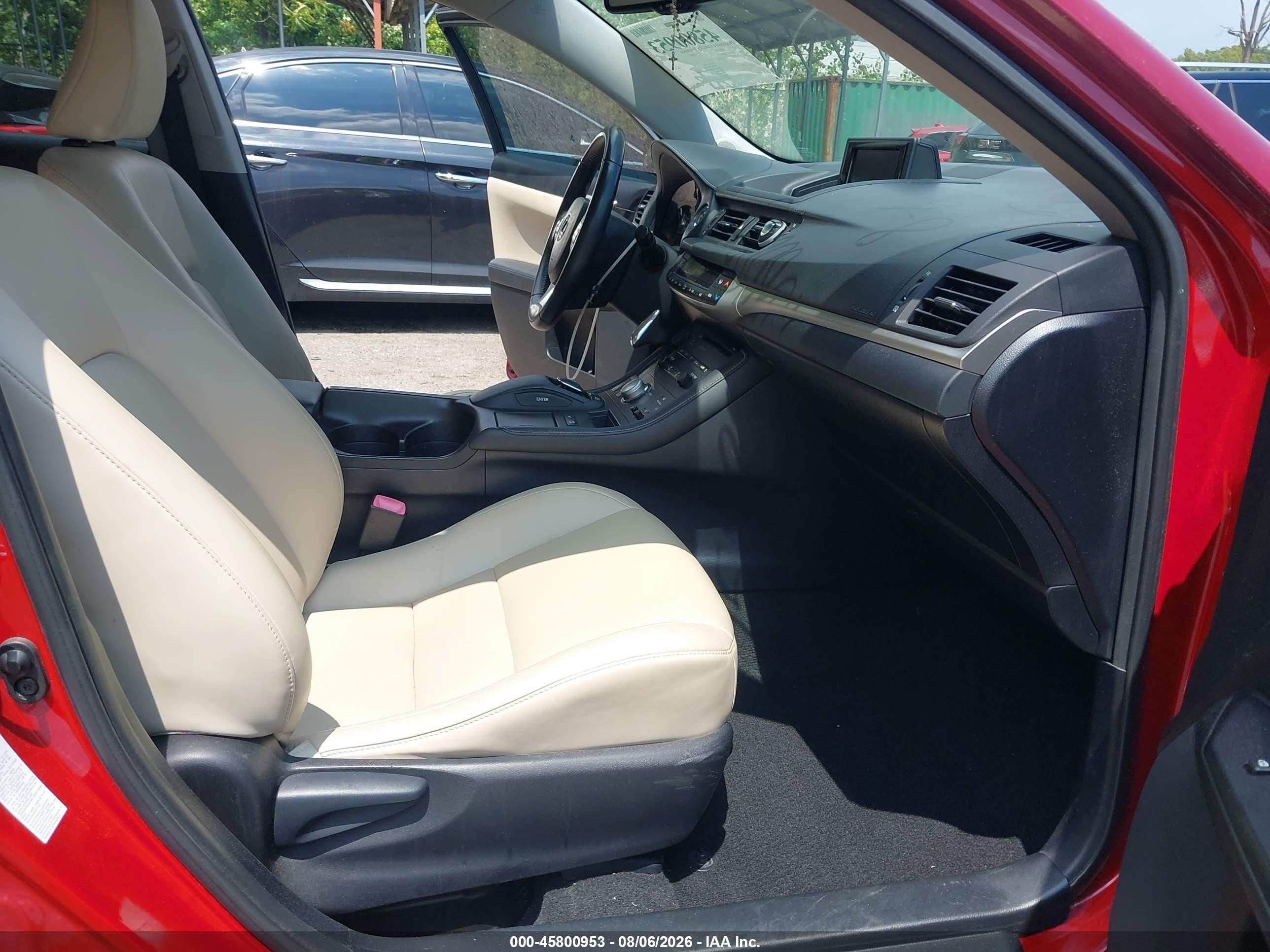 2012 Lexus Ct 200h Premium Red vin: JTHKD5BH1C2060423
