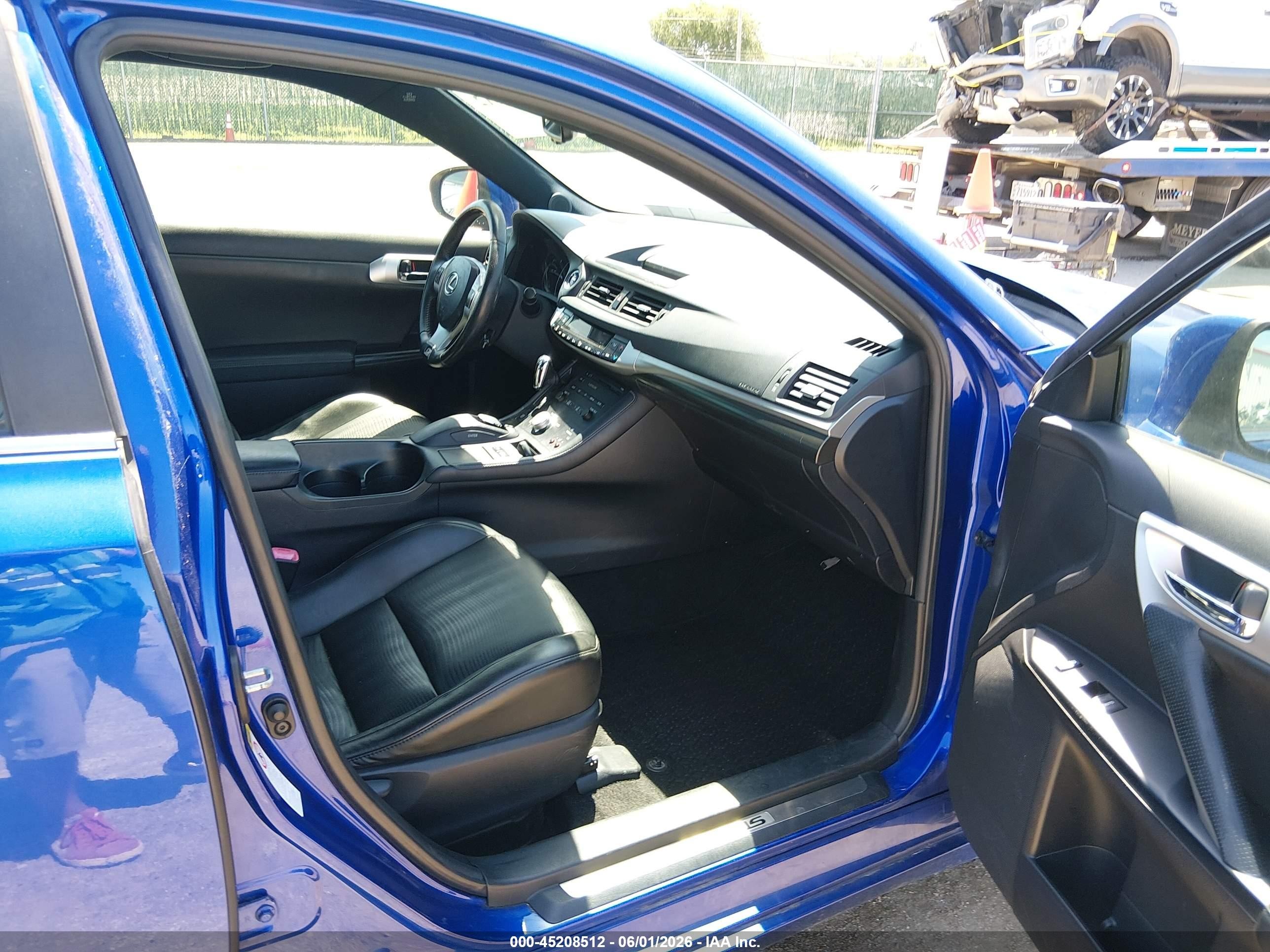 2012 Lexus Ct 200h Premium Blue vin: JTHKD5BH1C2074810